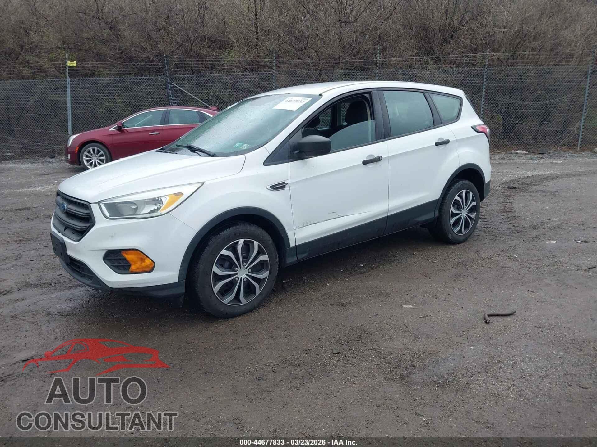 FORD ESCAPE 2017 - 1FMCU0F79HUB72260