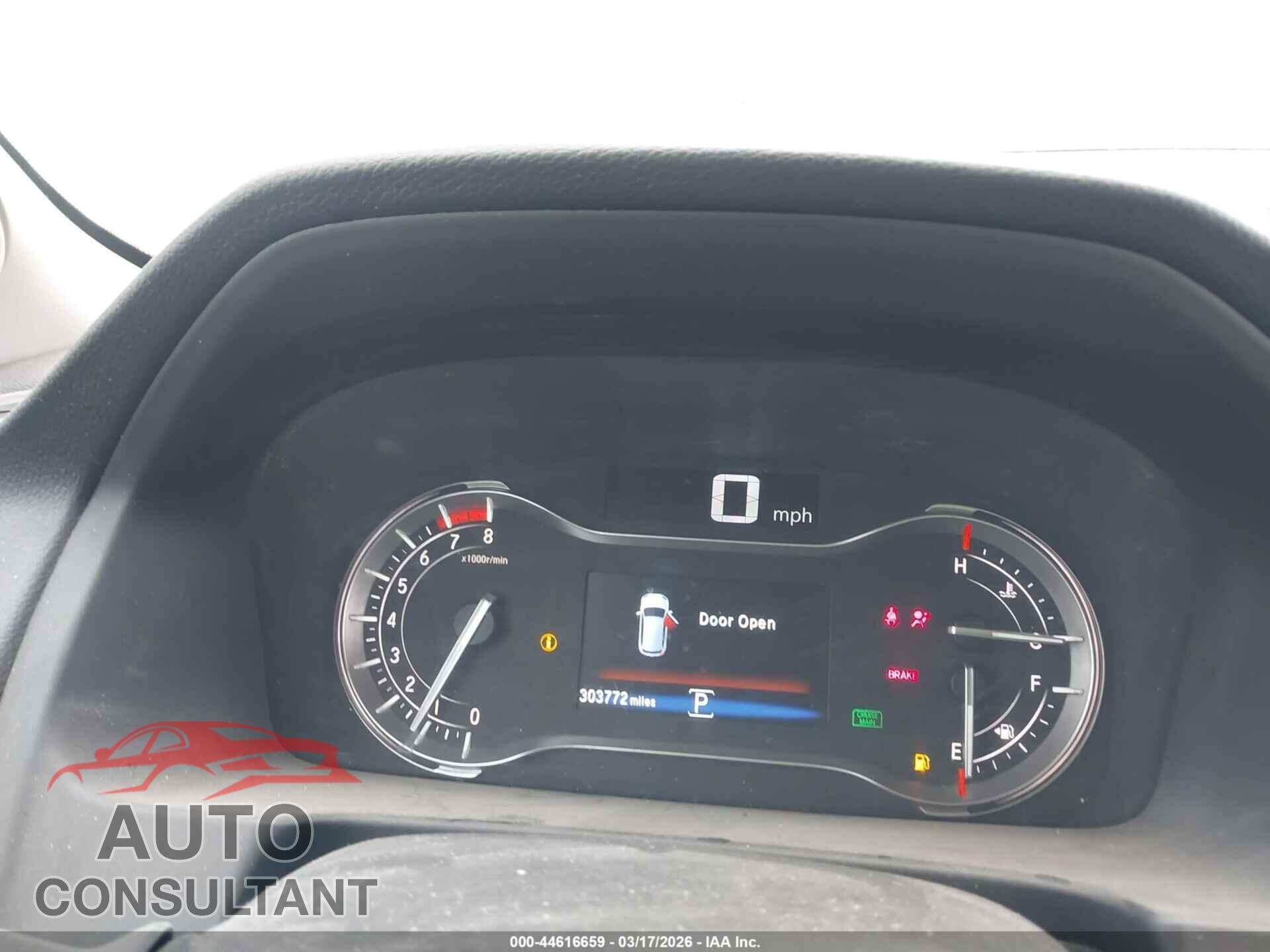HONDA PILOT 2018 - 5FNYF6H15JB056830