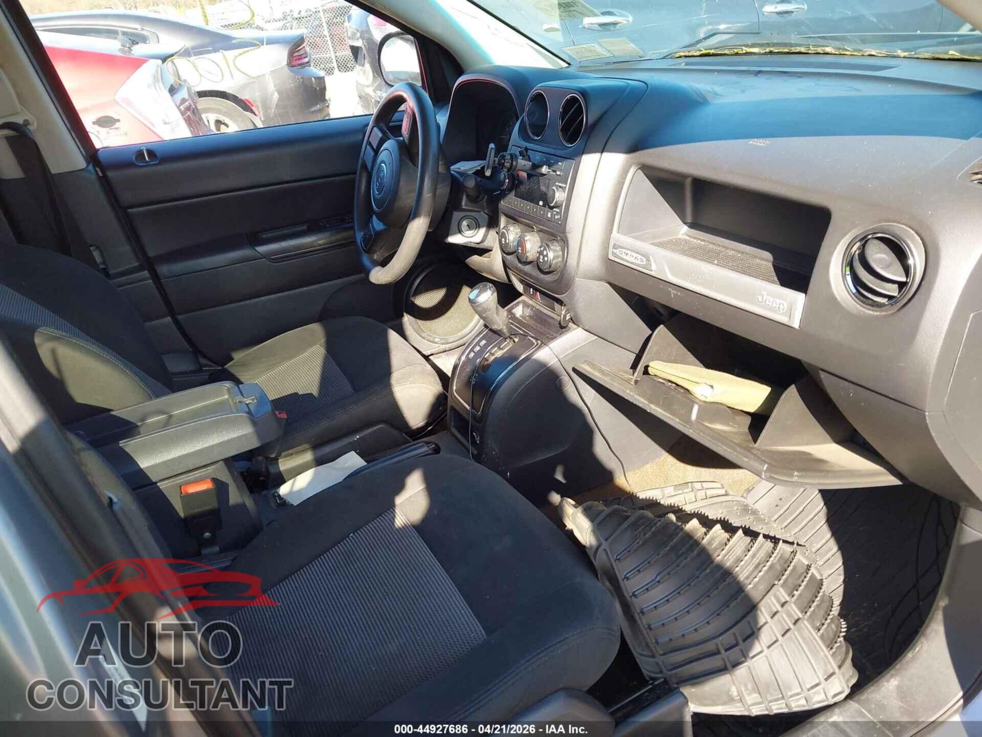 JEEP COMPASS 2015 - 1C4NJDBB7FD130660