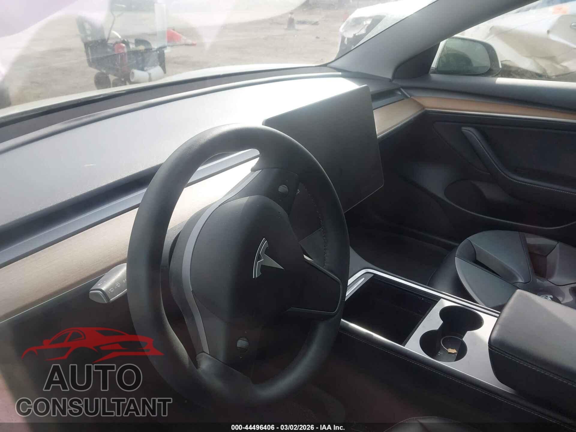 TESLA MODEL 3 2021 - 5YJ3E1EA2MF046569