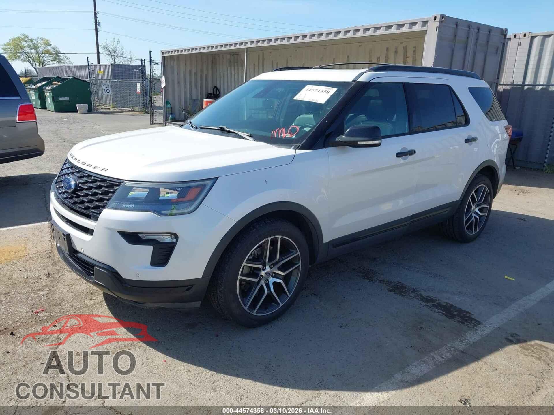FORD EXPLORER 2018 - 1FM5K8GT5JGB80143
