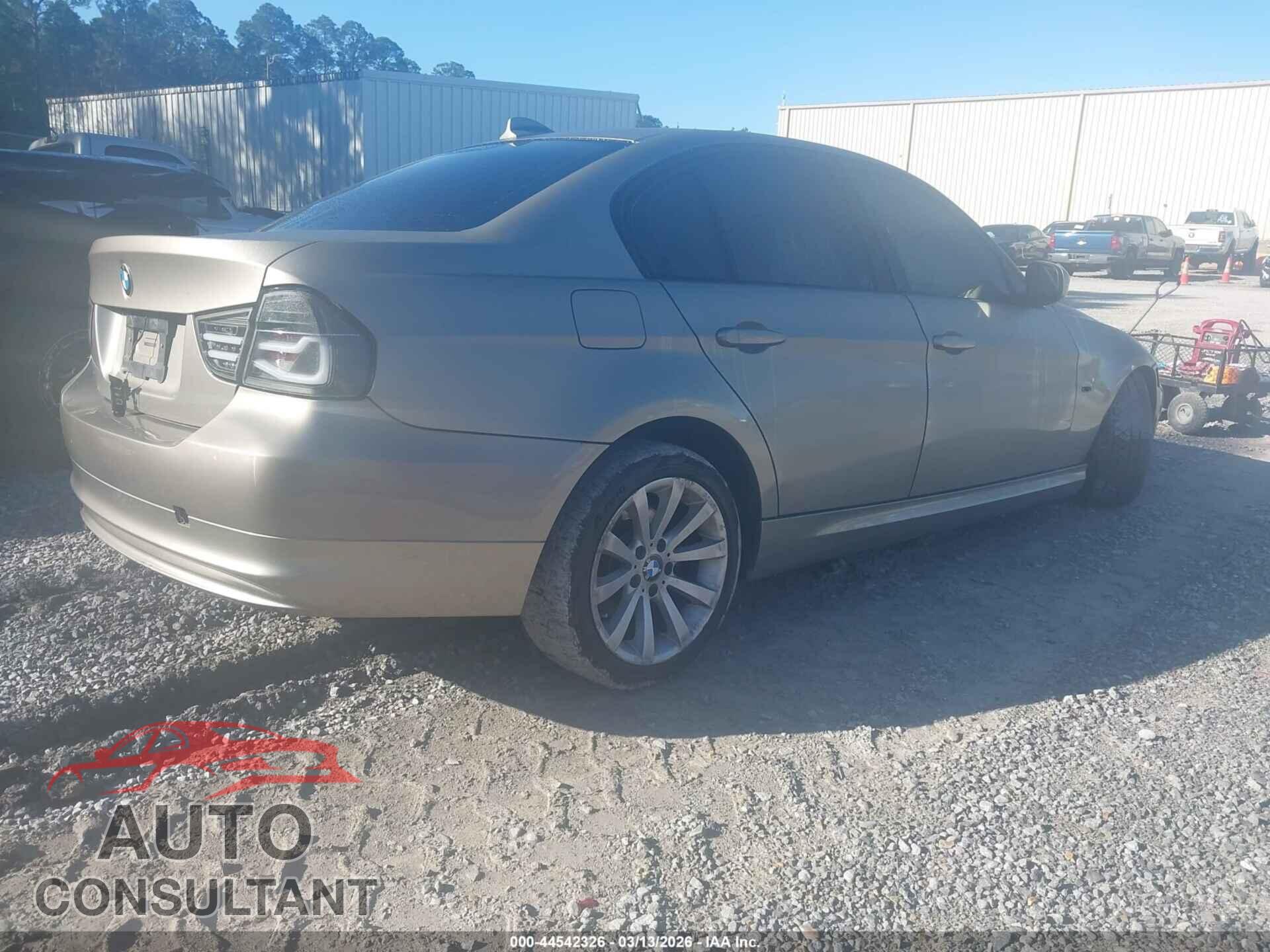 BMW 328I 2011 - WBAPH7C57BE679596