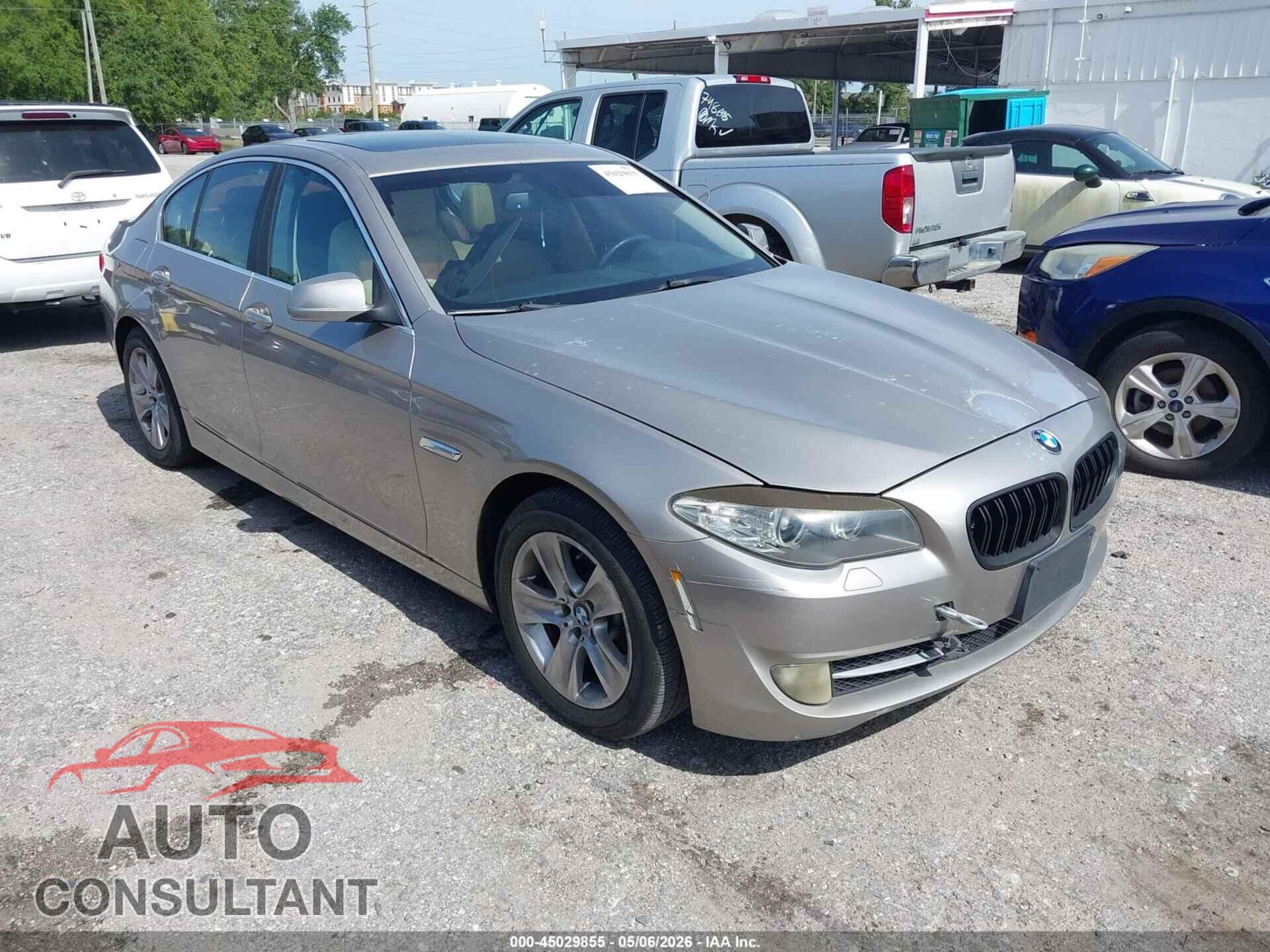 BMW 528I 2011 - WBAFR1C52BC746896
