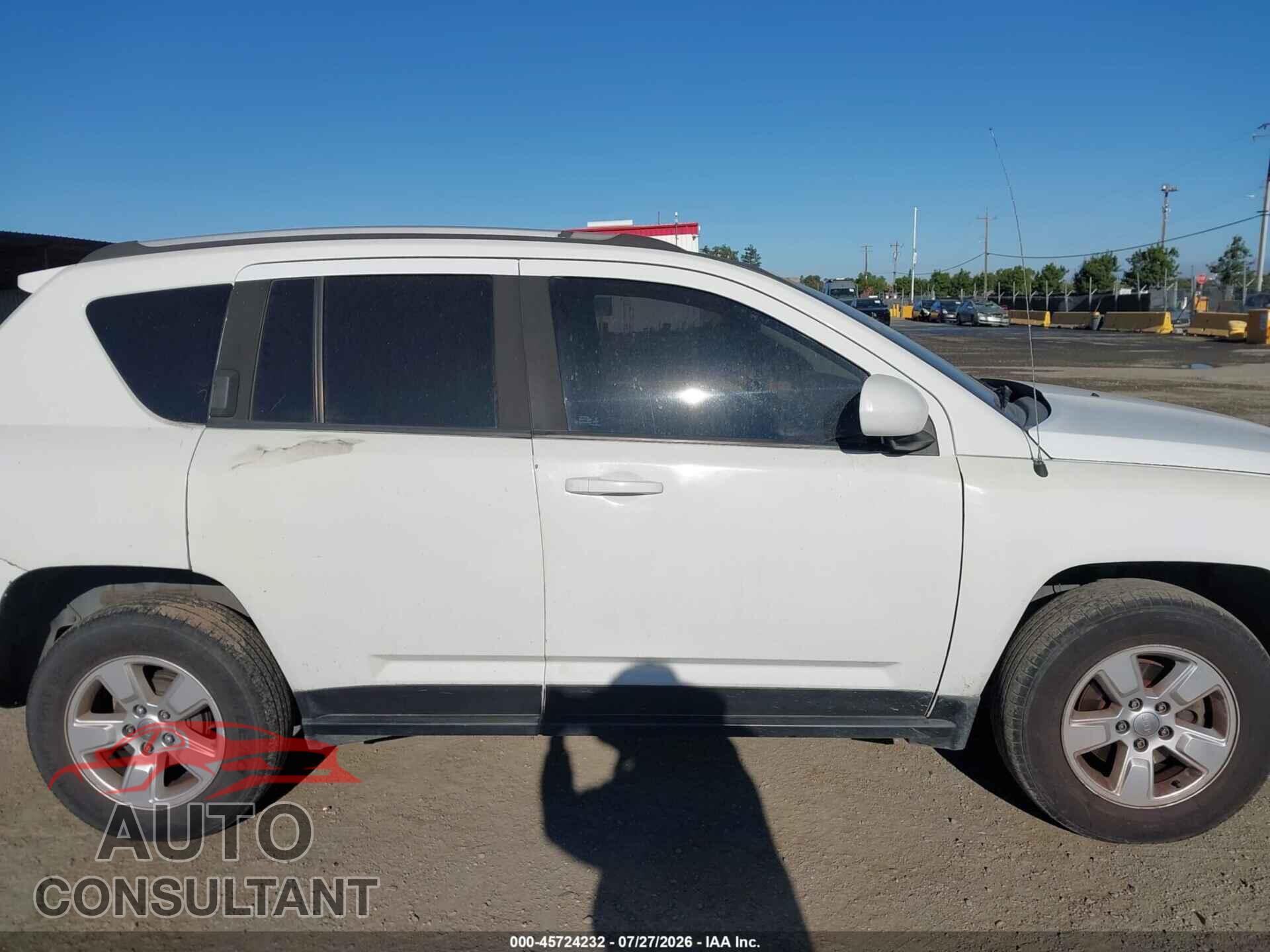 JEEP COMPASS 2016 - 1C4NJCEA2GD737984