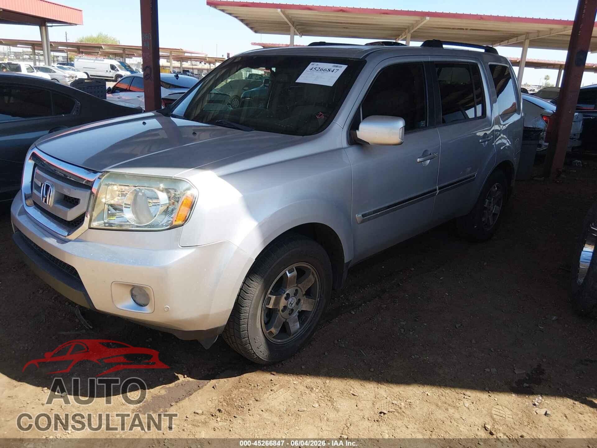 HONDA PILOT 2011 - 5FNYF3H95BB045218