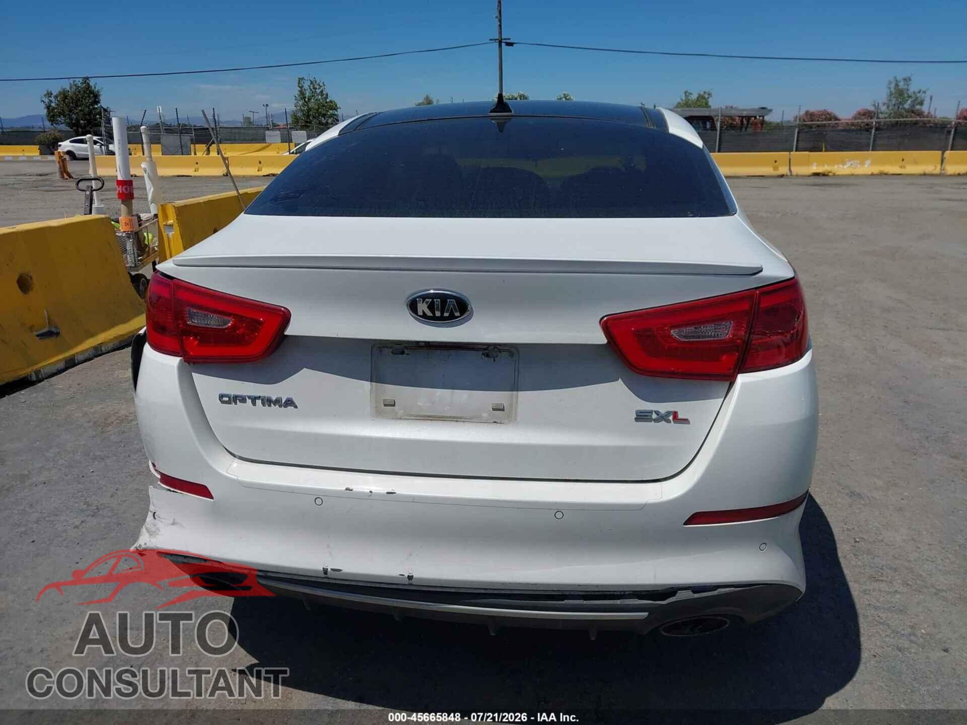 KIA OPTIMA 2015 - 5XXGR4A67FG363658