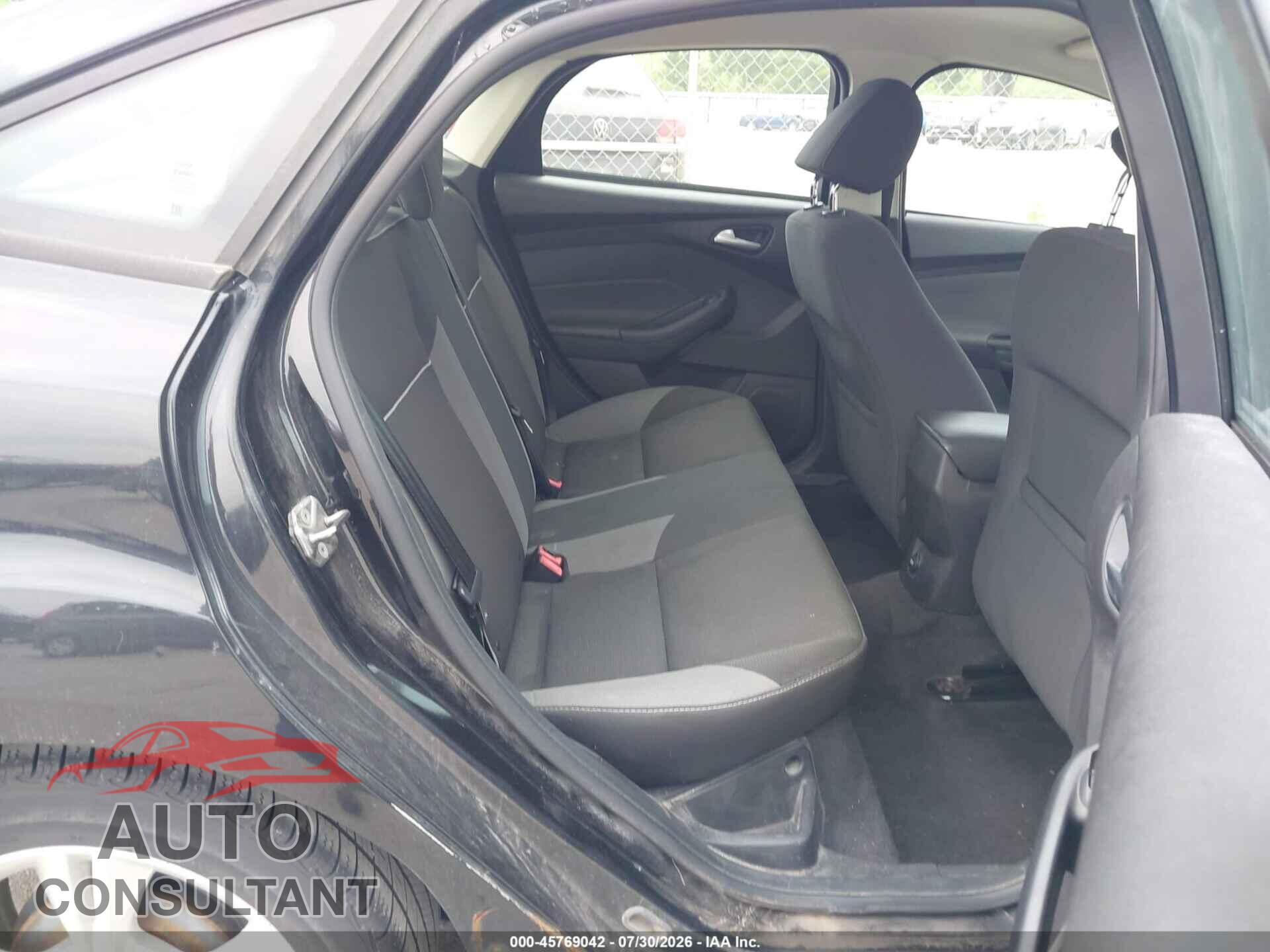 FORD FOCUS 2013 - 1FADP3F26DL263790
