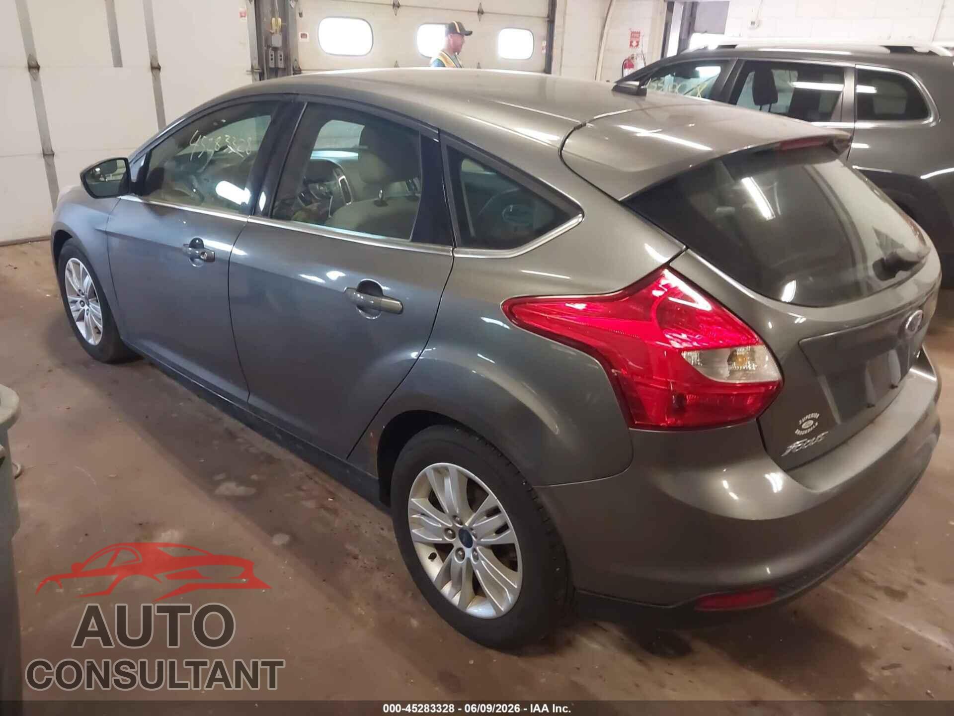 FORD FOCUS 2012 - 1FAHP3M20CL357781