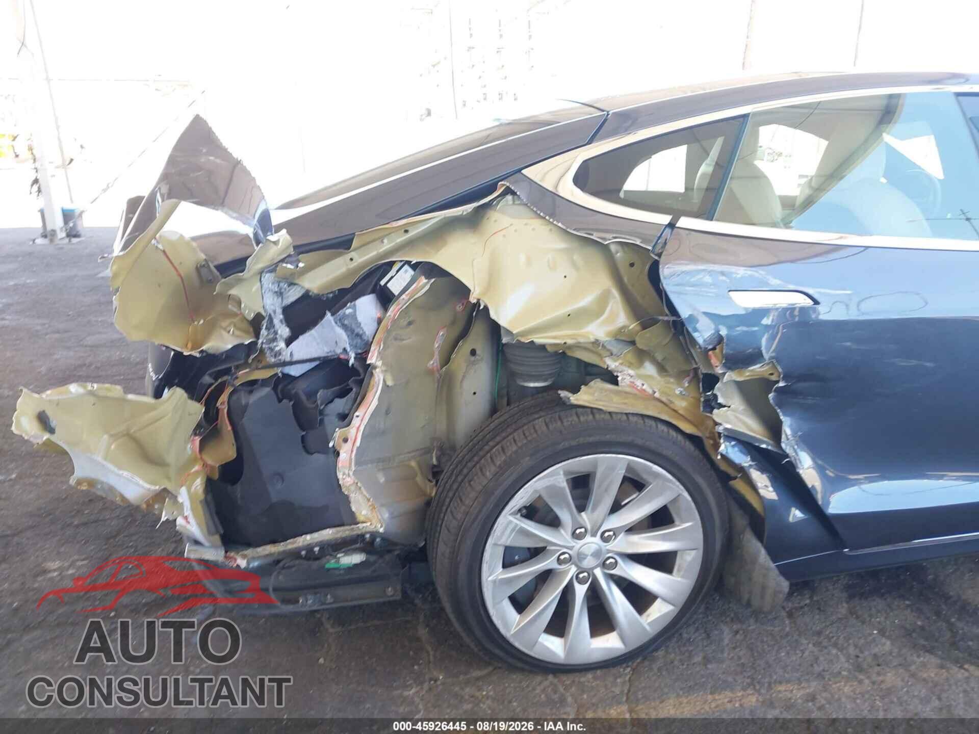 TESLA MODEL S 2020 - 5YJSA1E25LF366404