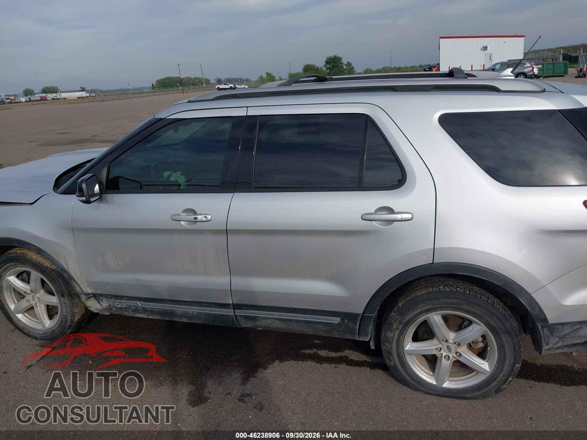 FORD EXPLORER 2018 - 1FM5K7D86JGB39577
