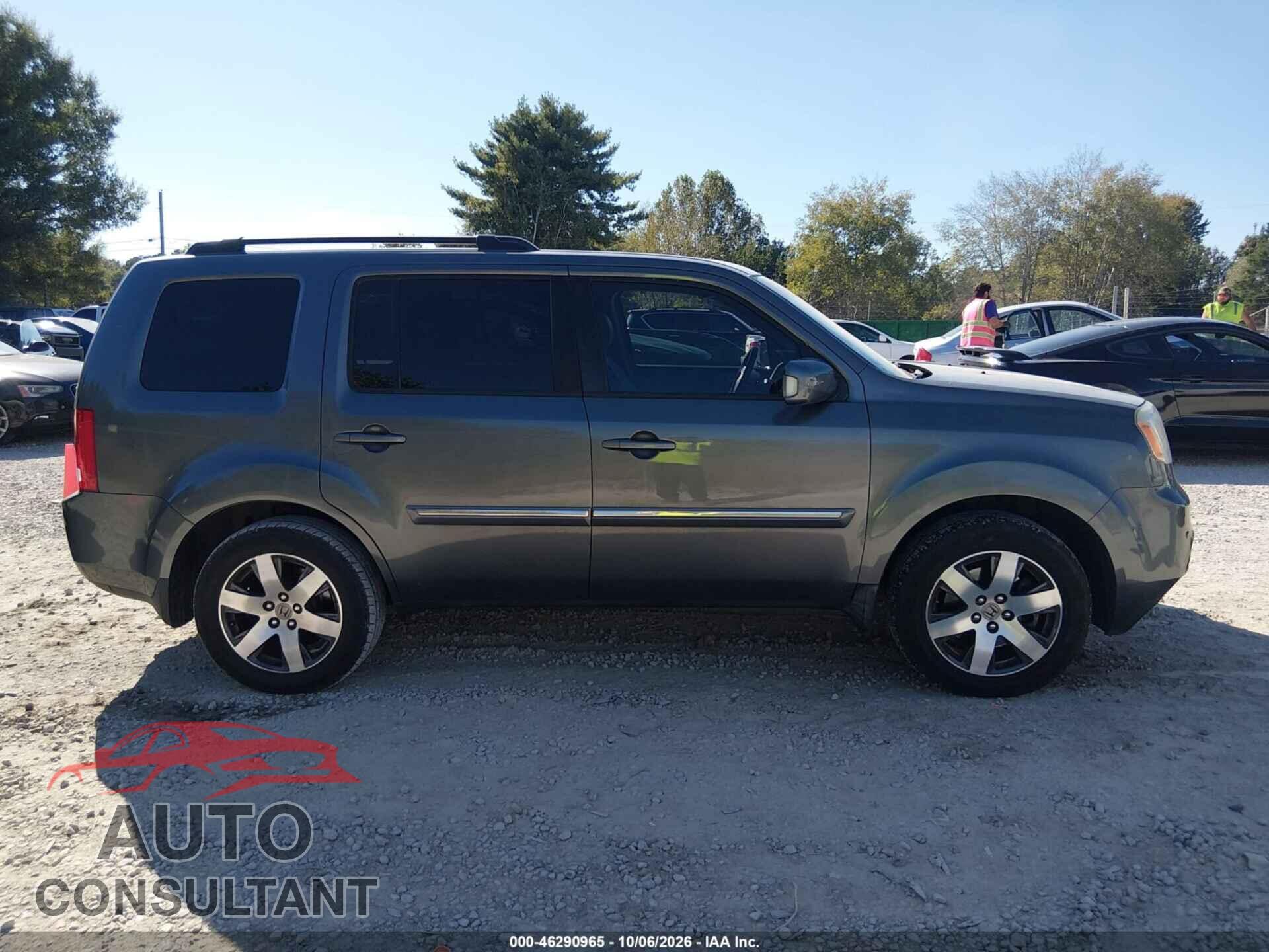 HONDA PILOT 2012 - 5FNYF3H90CB021829
