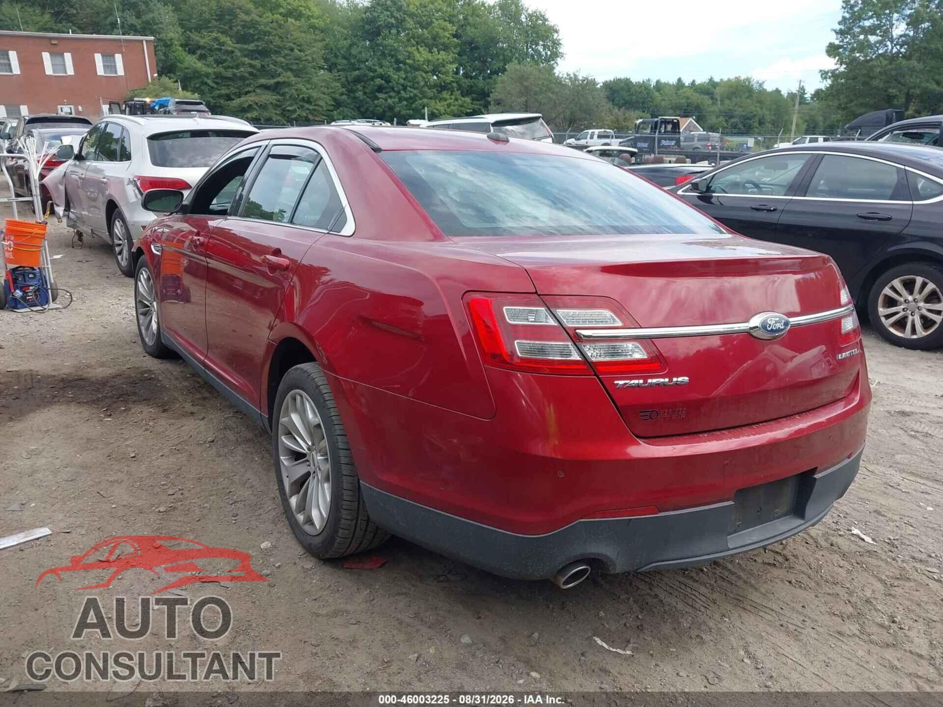 FORD TAURUS 2019 - 1FAHP2F87KG111409