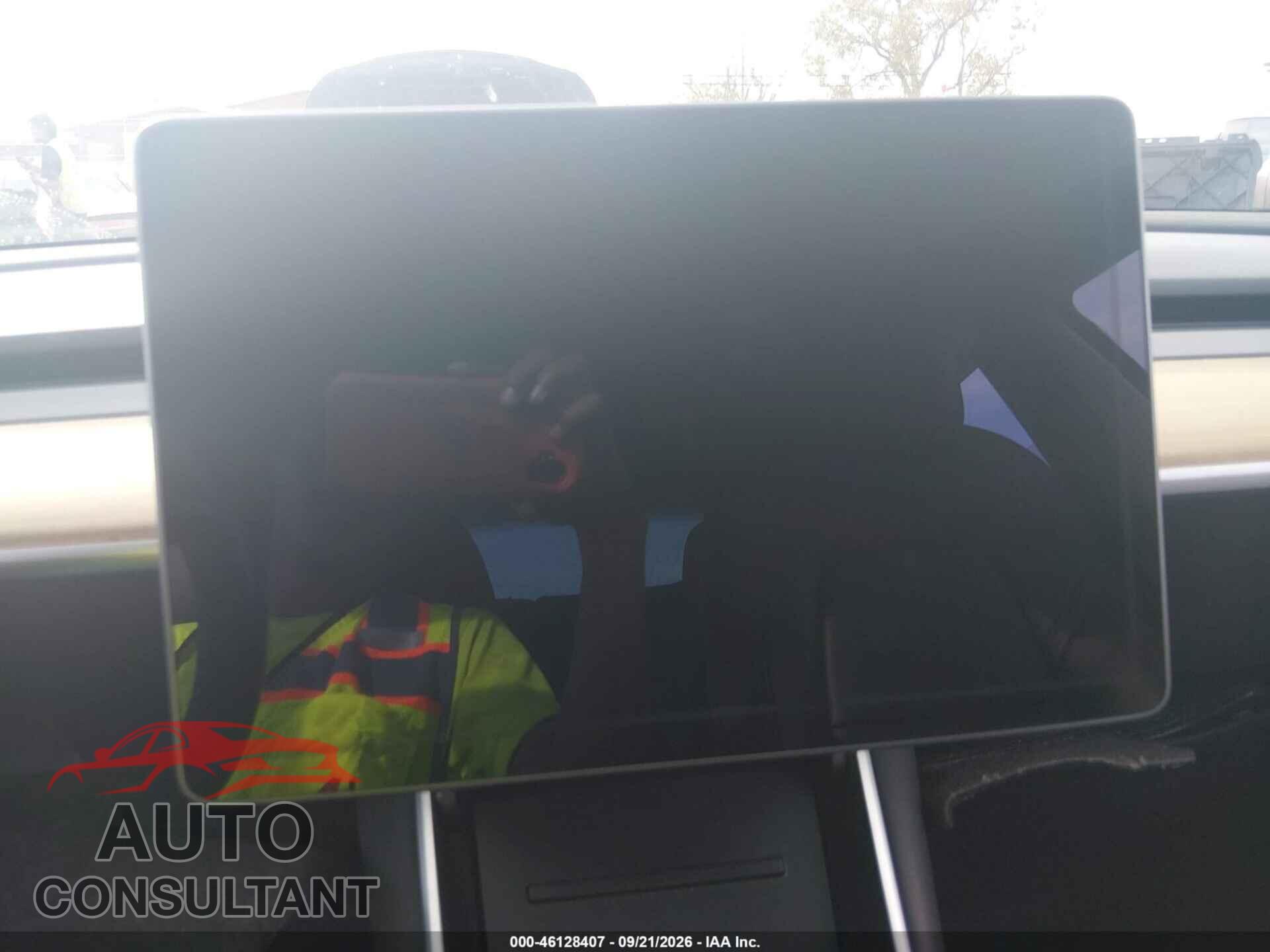 TESLA MODEL 3 2018 - 5YJ3E1EA3JF024981