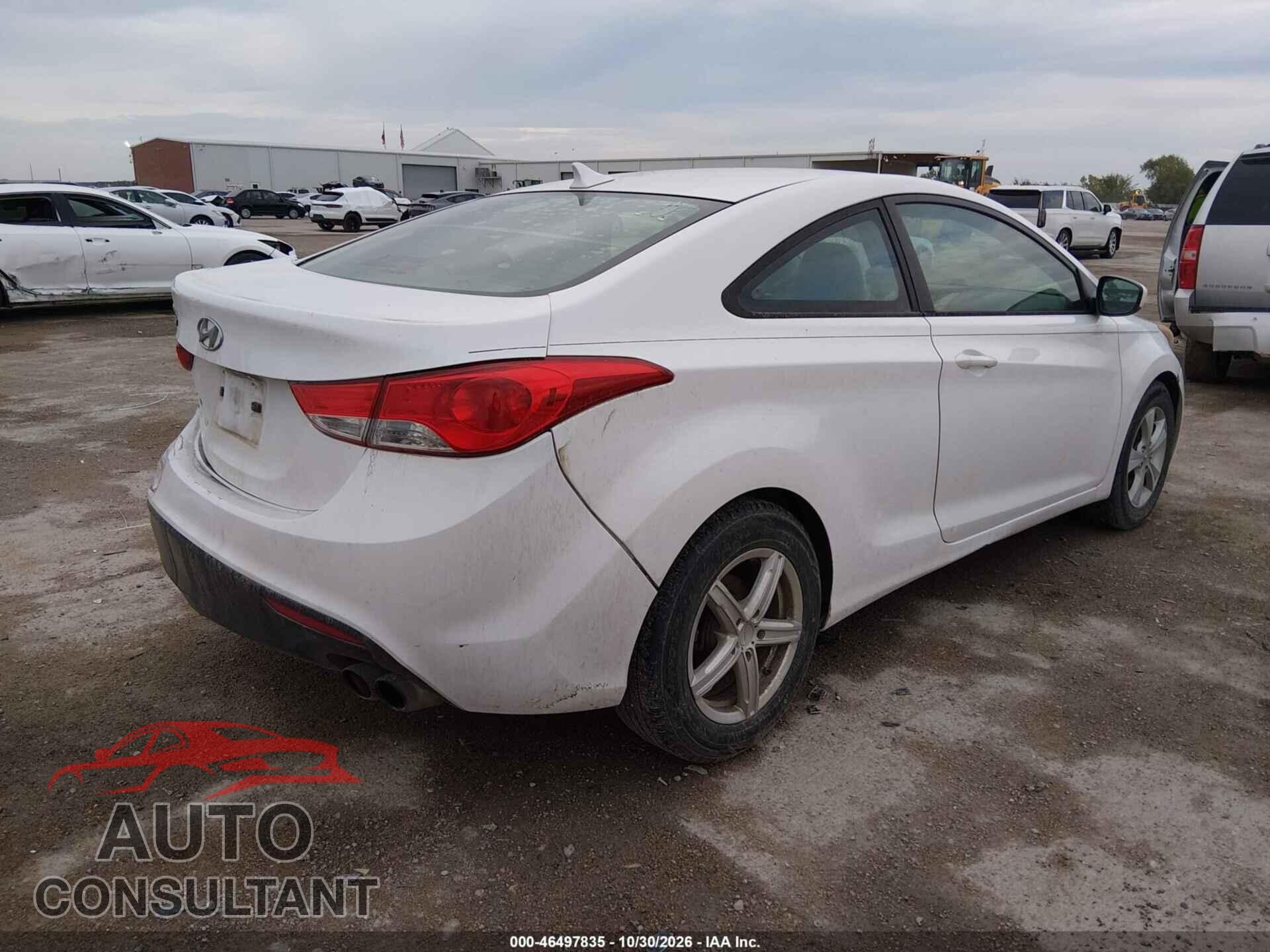 HYUNDAI ELANTRA 2013 - KMHDH6AE8DU023365