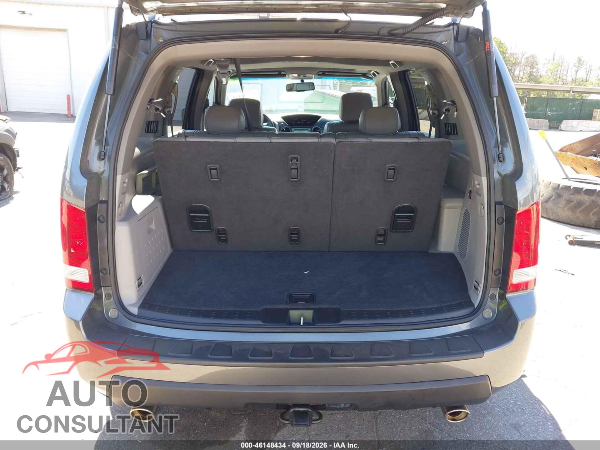 HONDA PILOT 2011 - 5FNYF4H5XBB036369