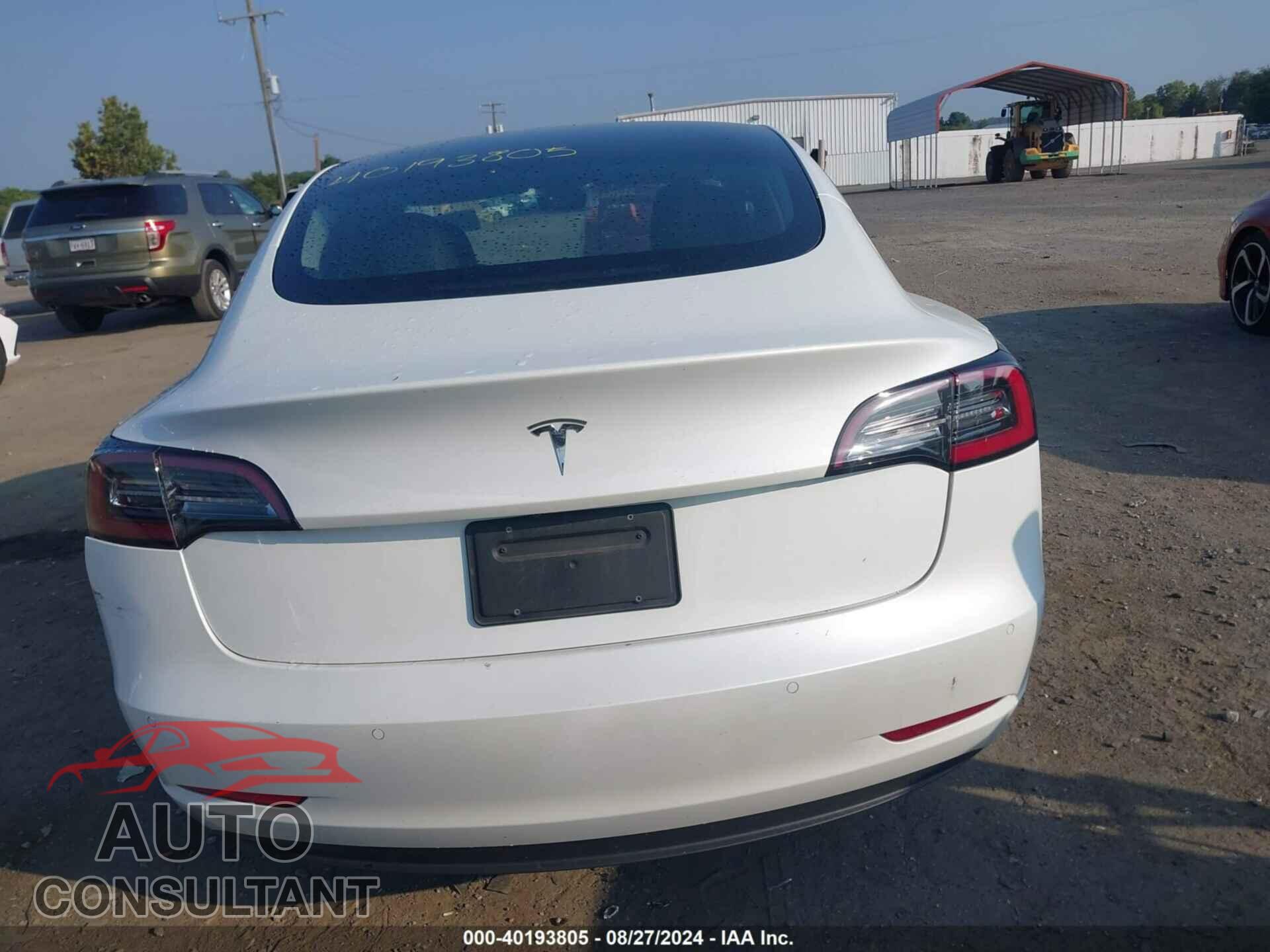 TESLA MODEL 3 2021 - 5YJ3E1EA9MF094568