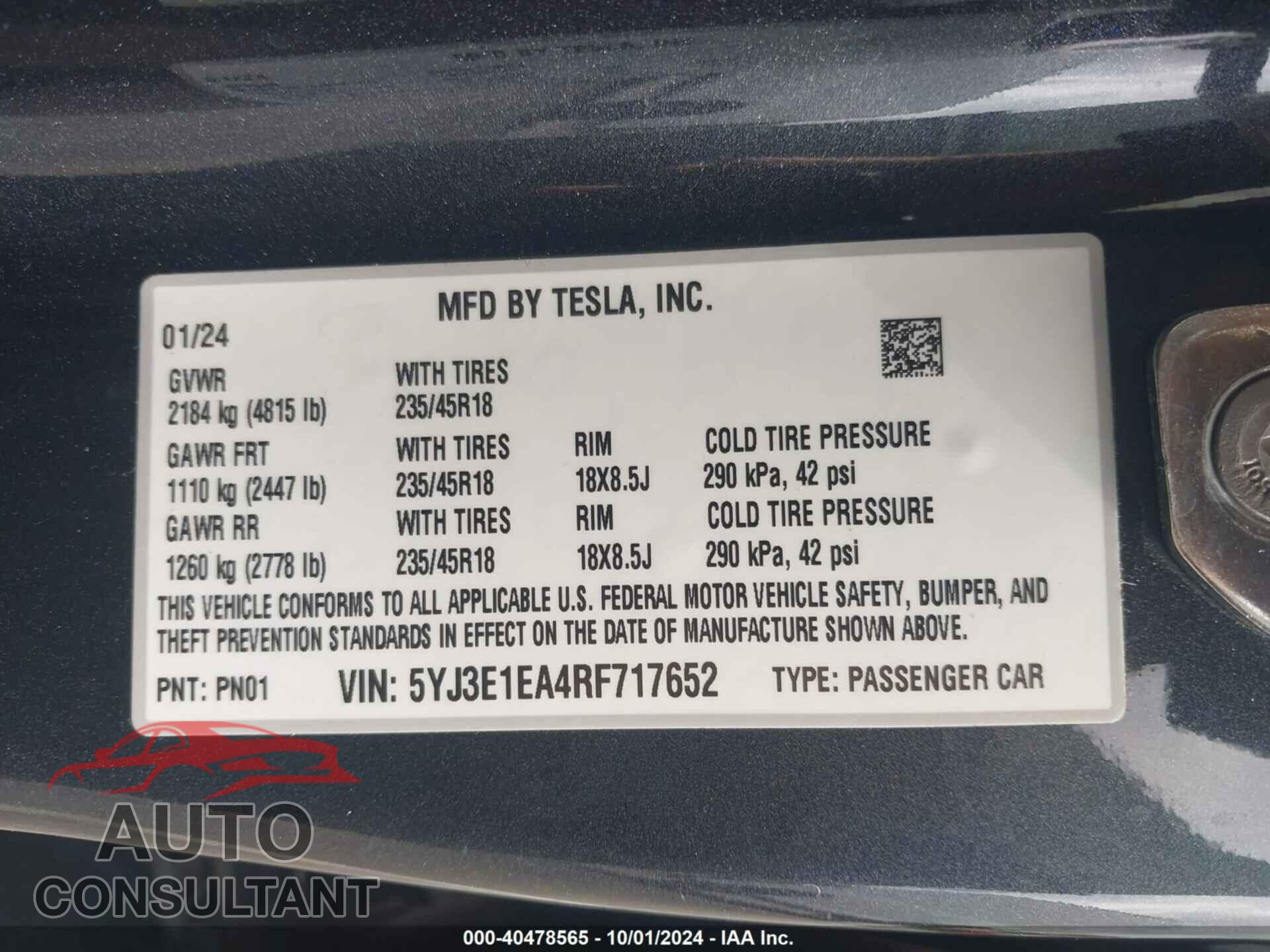 TESLA MODEL 3 2024 - 5YJ3E1EA4RF717652