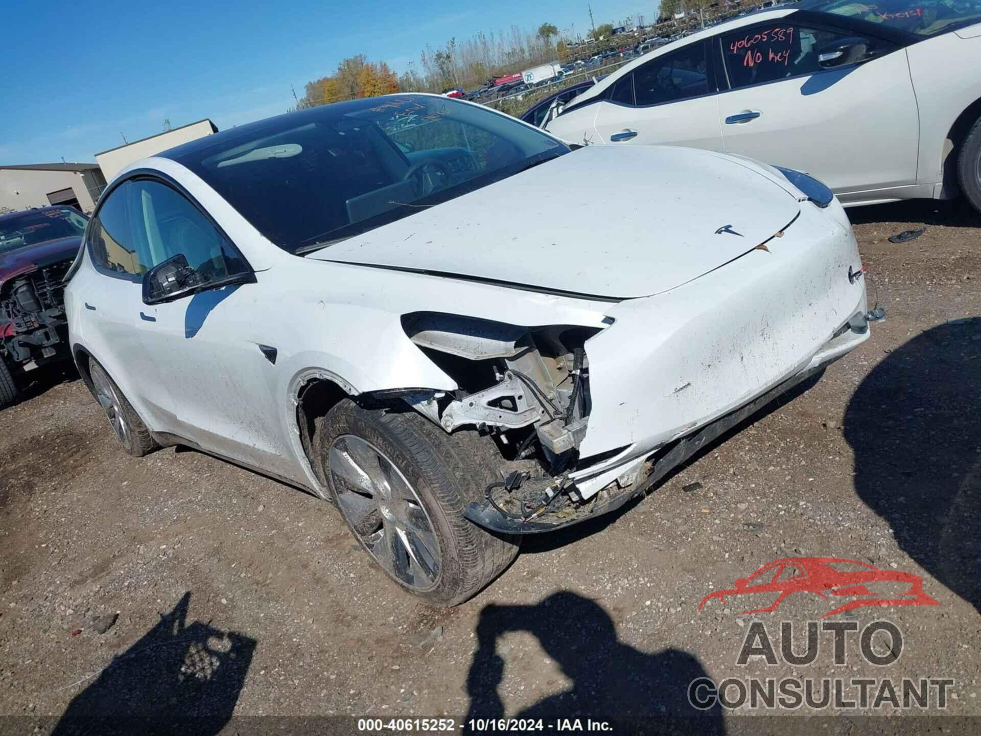 TESLA MODEL Y 2023 - 7SAYGDEE4PF618866