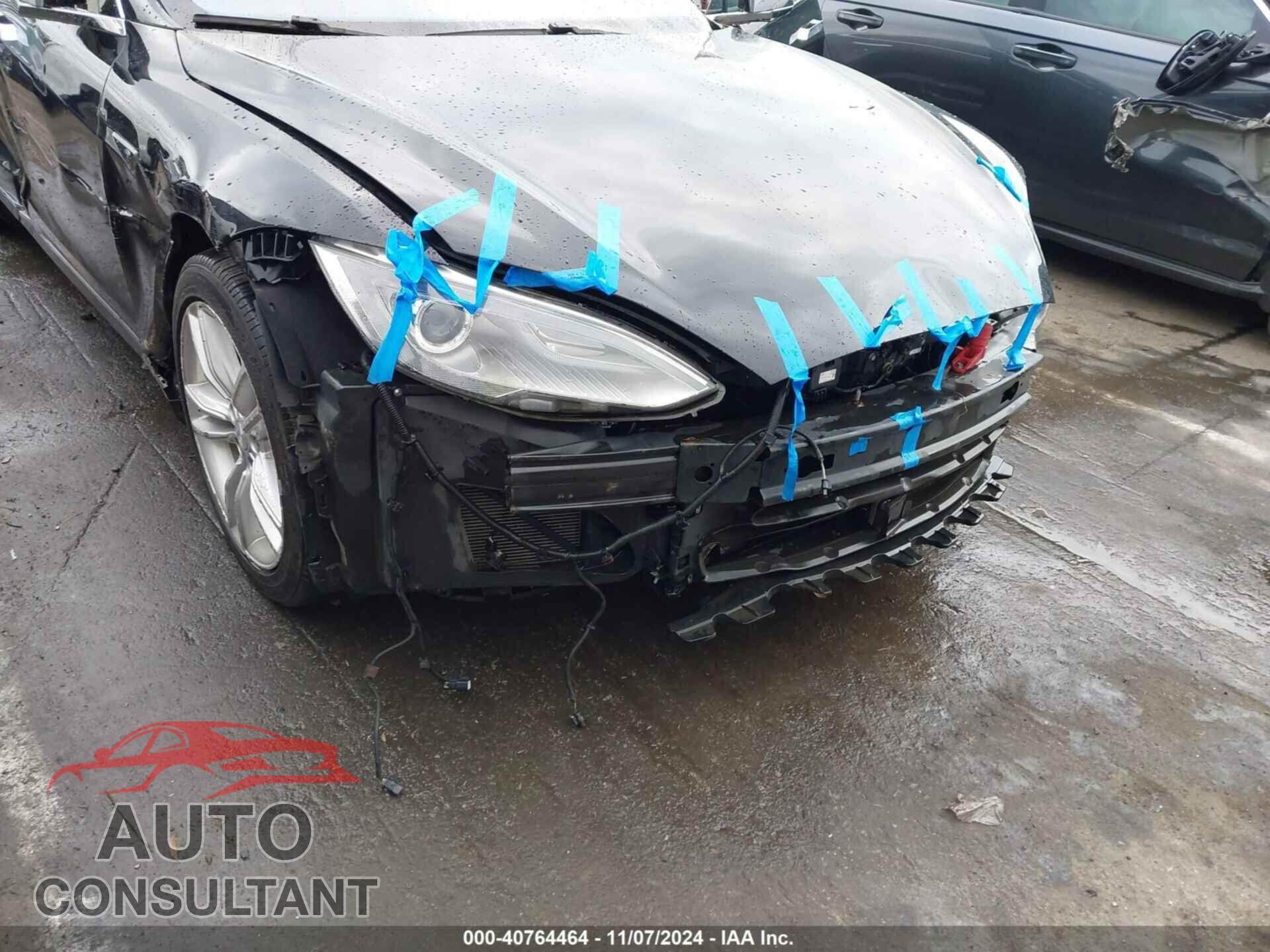 TESLA MODEL S 2015 - 5YJSA1E28FF102694