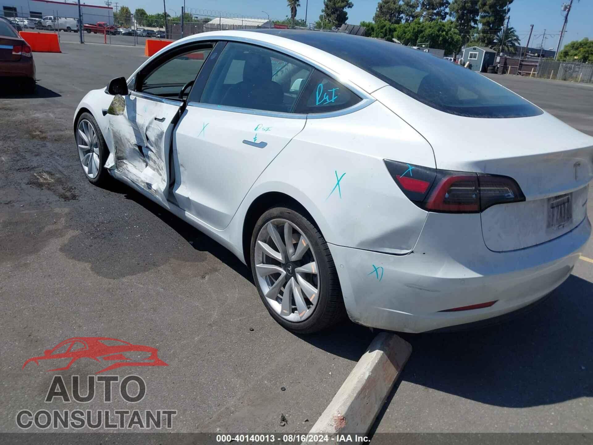 TESLA MODEL 3 2018 - 5YJ3E1EB6JF067719