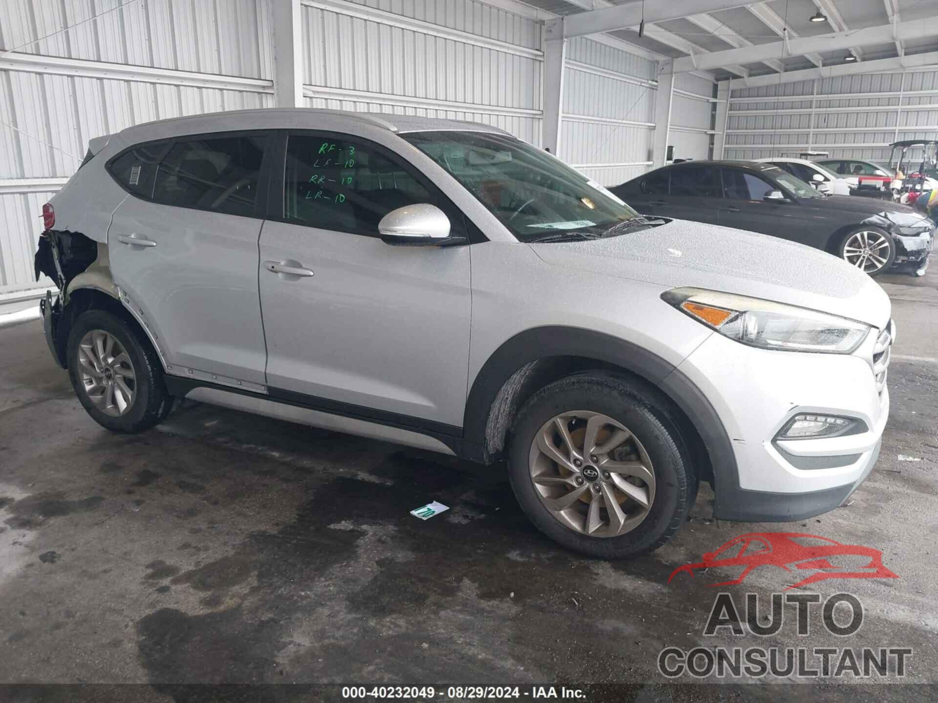 HYUNDAI TUCSON 2017 - KM8J33A40HU545565