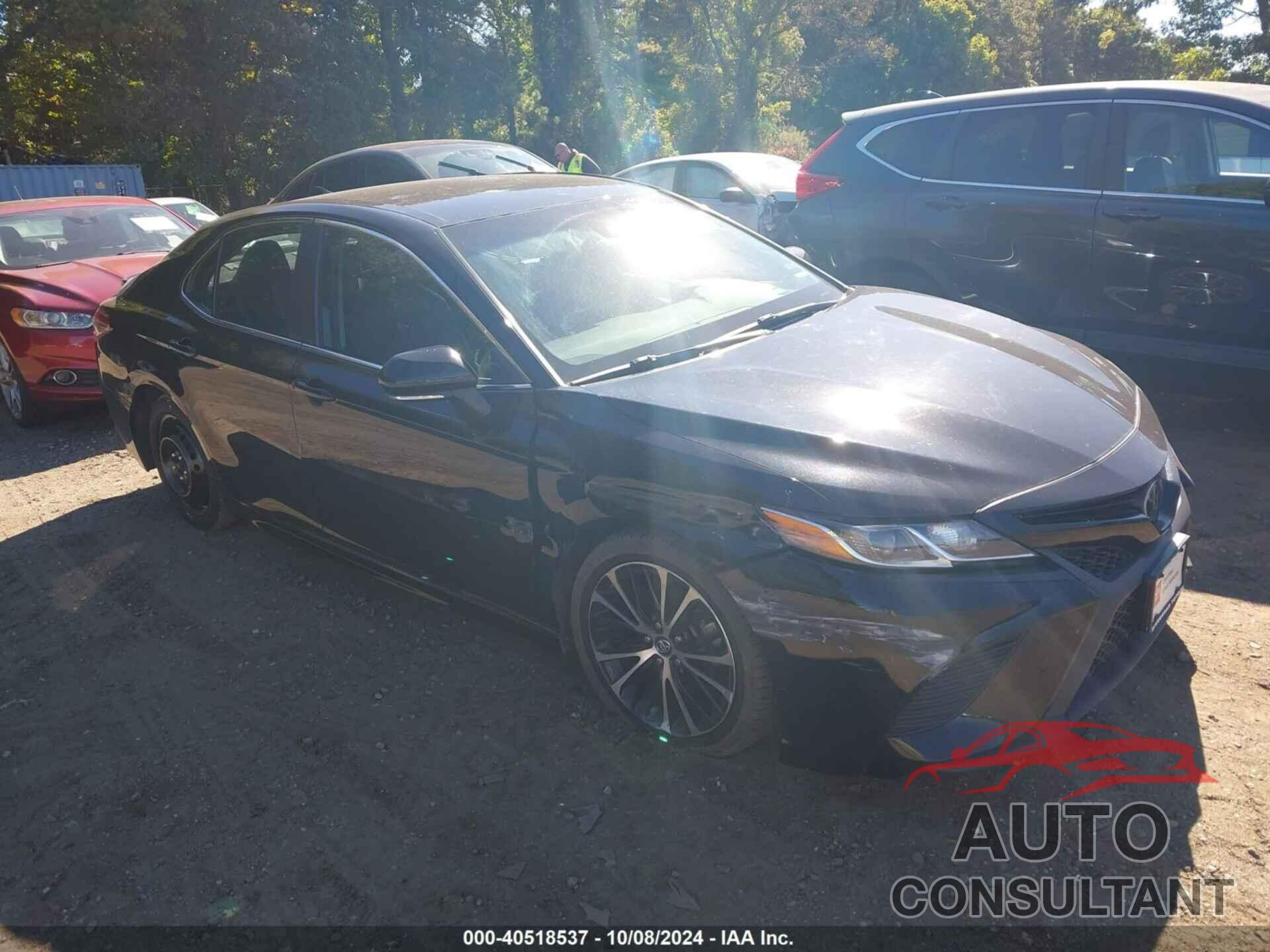 TOYOTA CAMRY 2019 - 4T1B11HK1KU176404