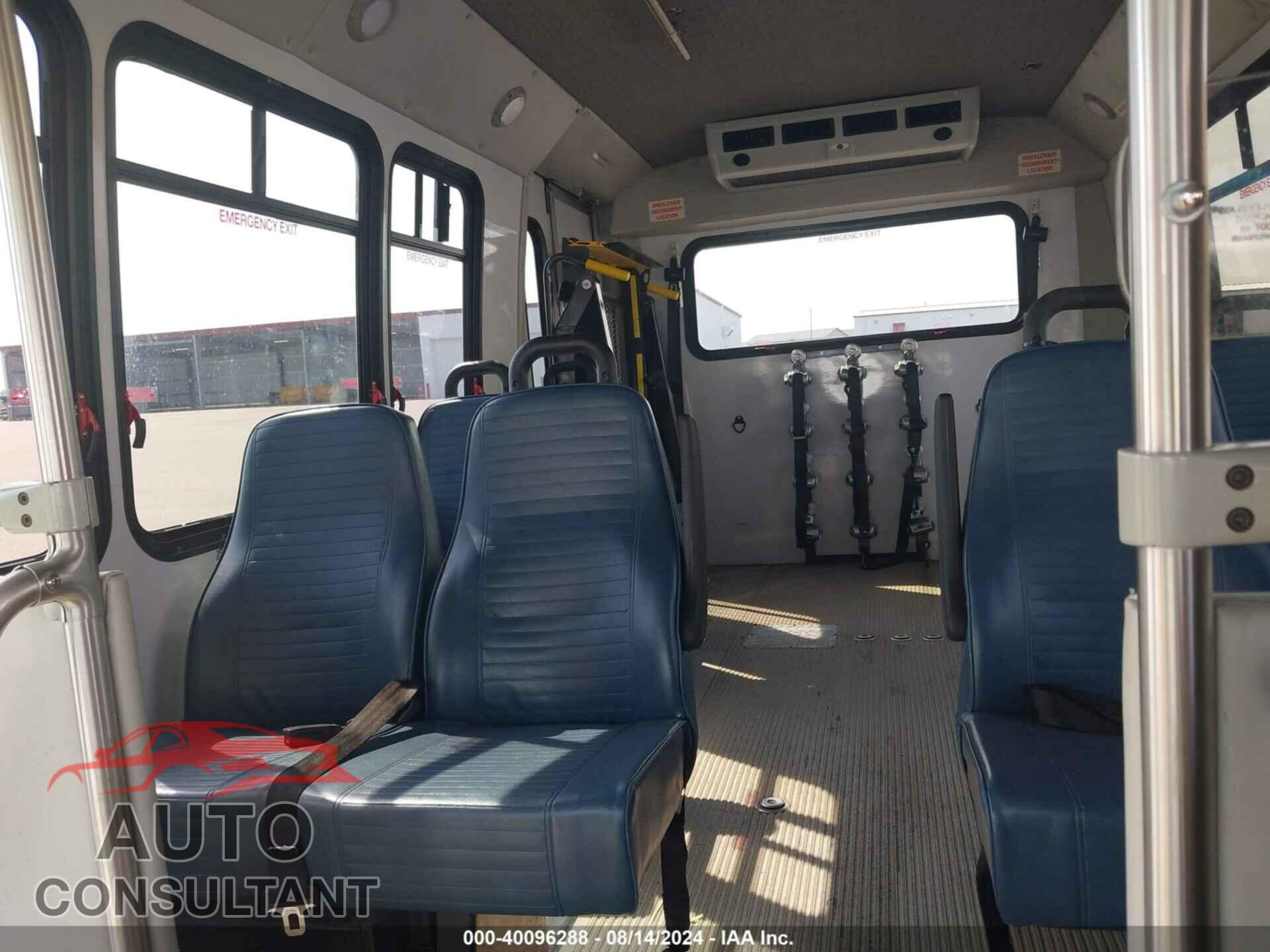 FORD E-450 CUTAWAY 2019 - 1FDFE4FS9KDC31014