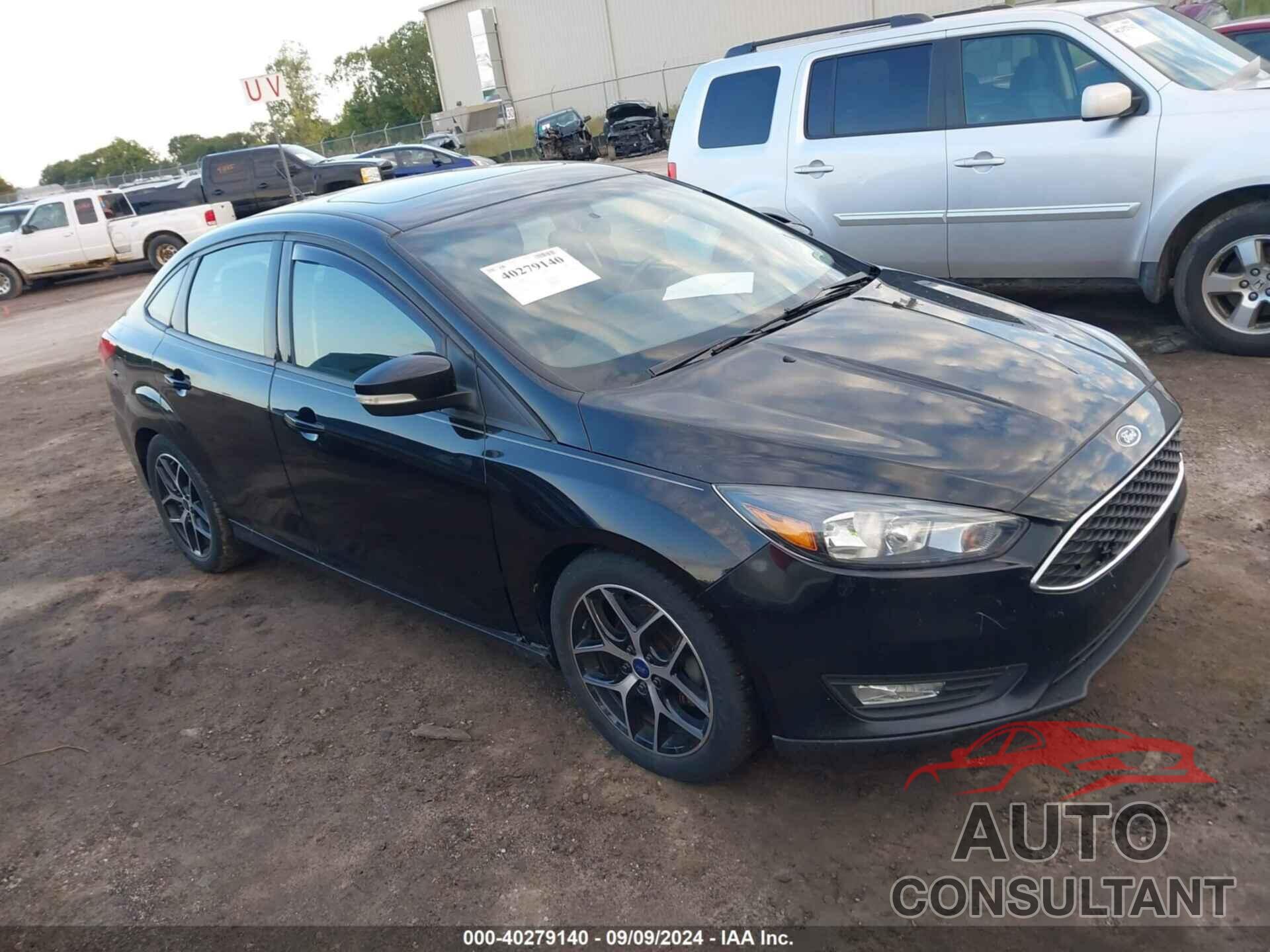 FORD FOCUS 2017 - 1FADP3H28HL236982