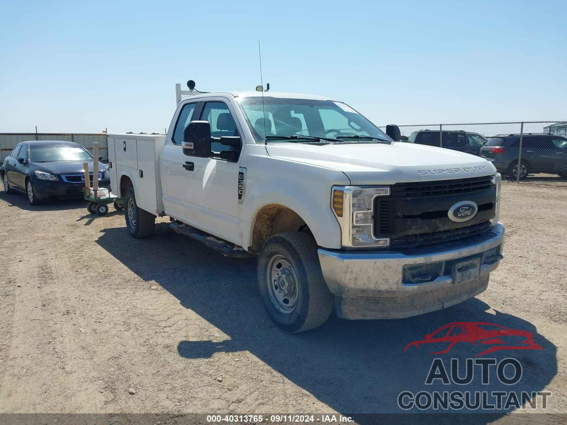 FORD F-350 2019 - 1FD7X3B68KEE93408