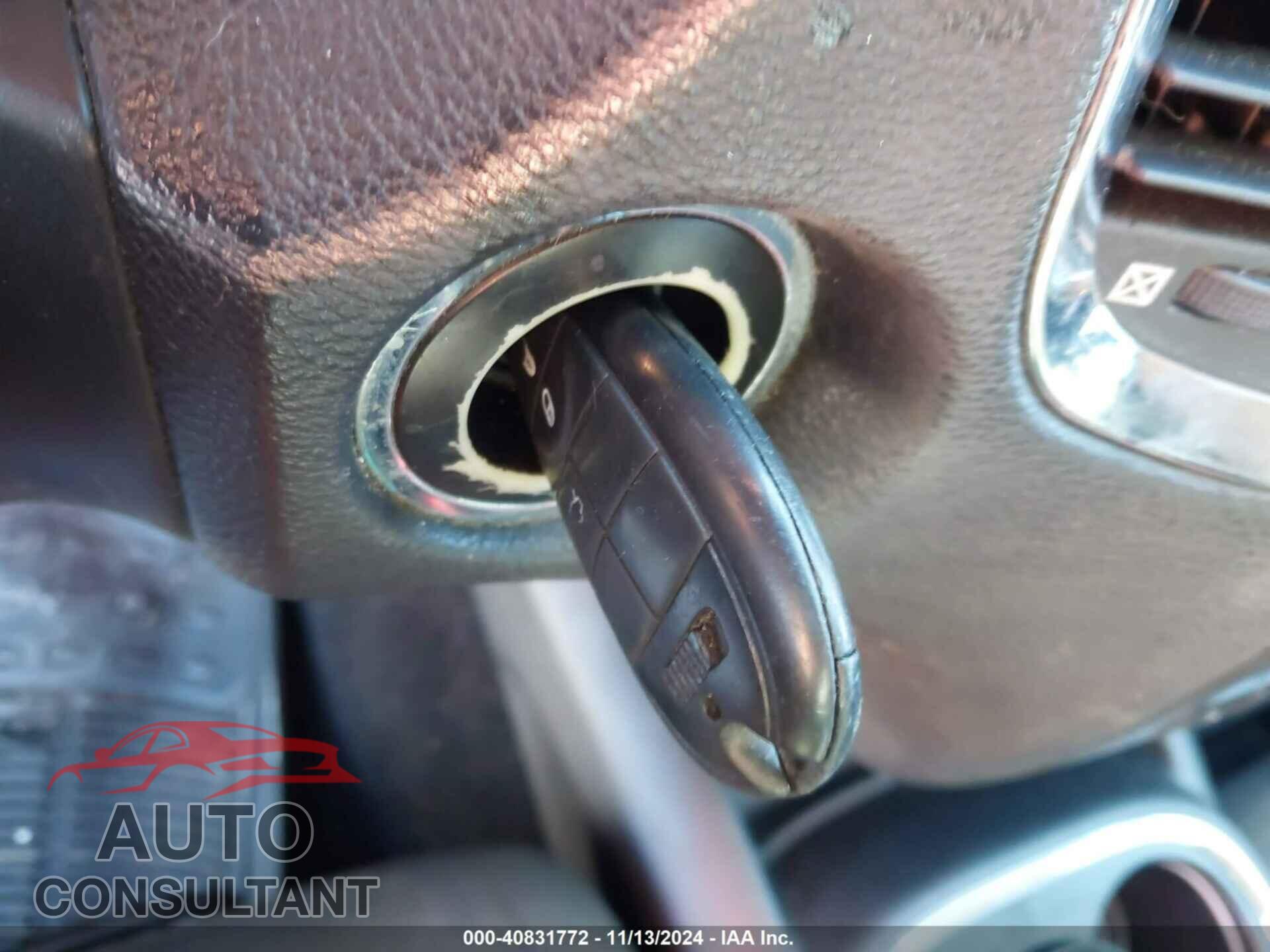 DODGE DURANGO 2011 - 1D4RD2GG5BC617098
