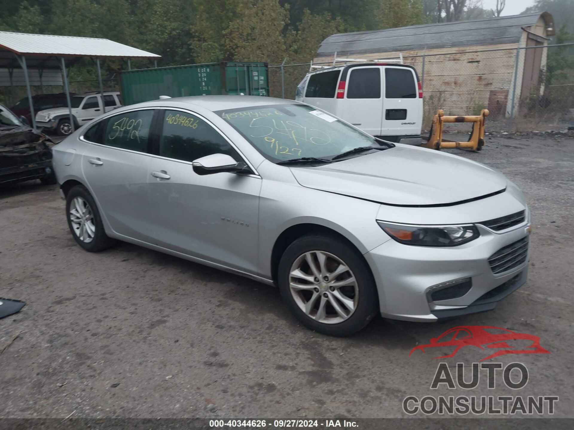 CHEVROLET MALIBU 2017 - 1G1ZE5ST4HF180307