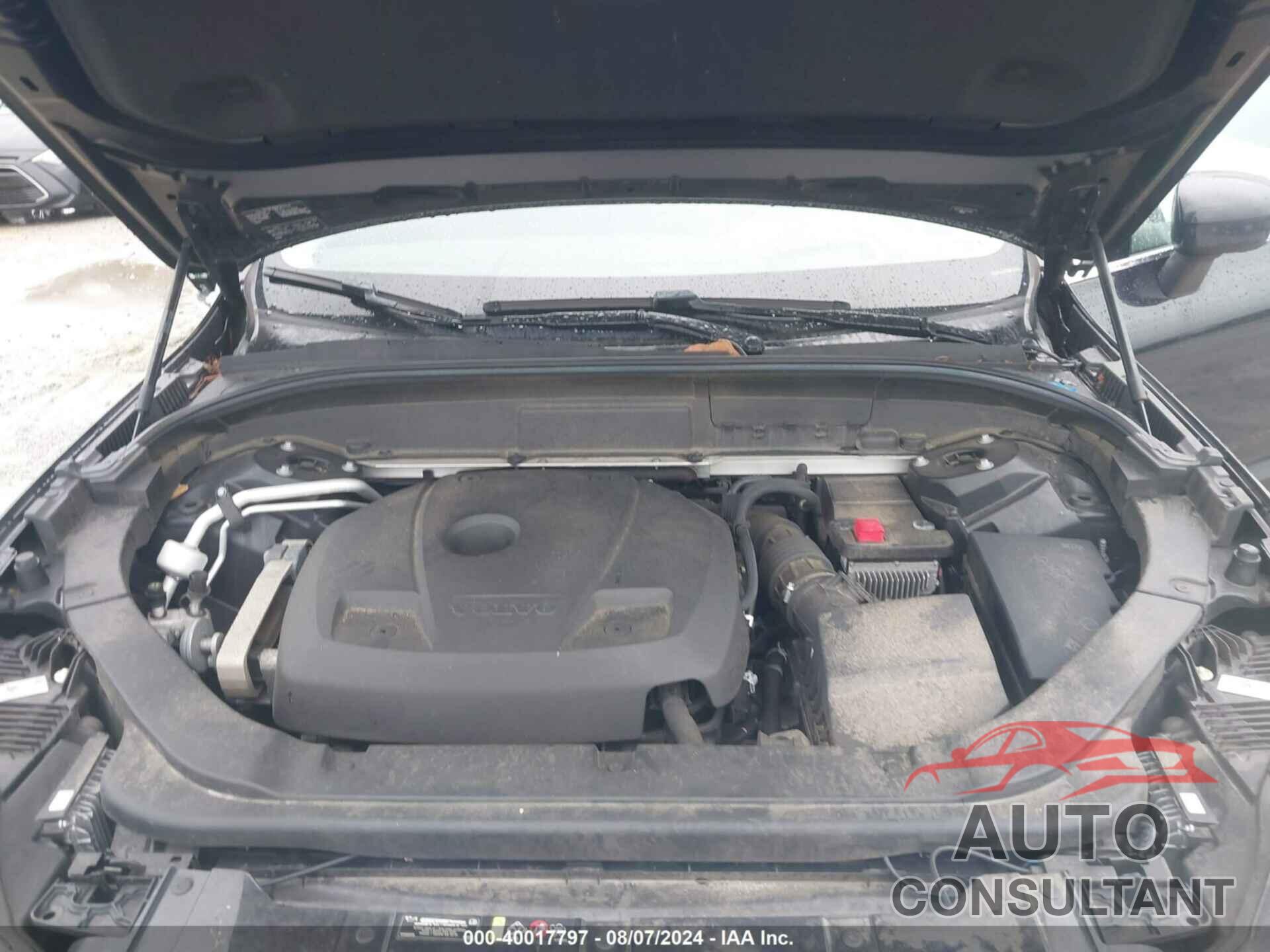 VOLVO XC60 2018 - YV4A22RK1J1058061