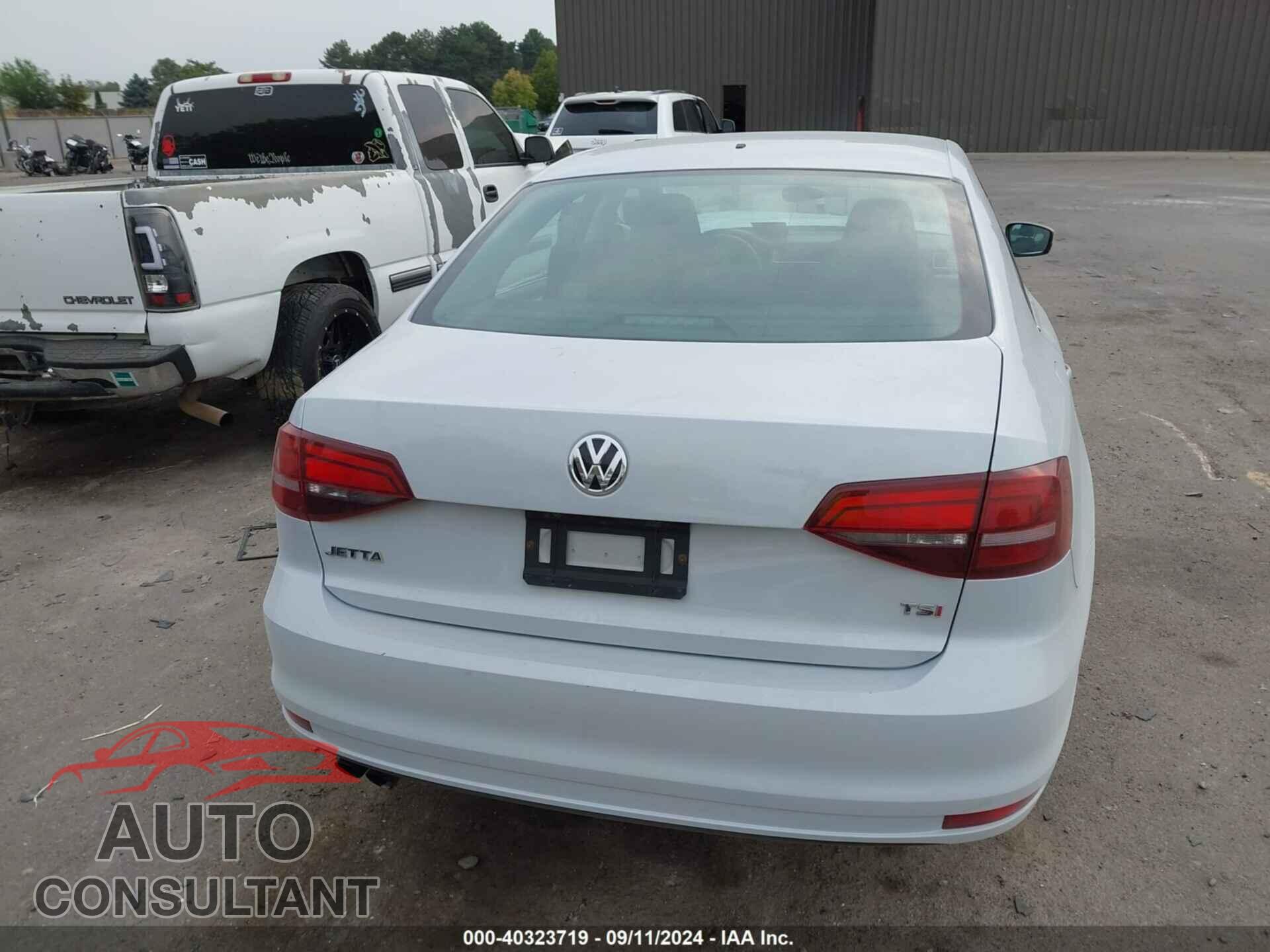 VOLKSWAGEN JETTA 2017 - 3VW2B7AJ7HM274501