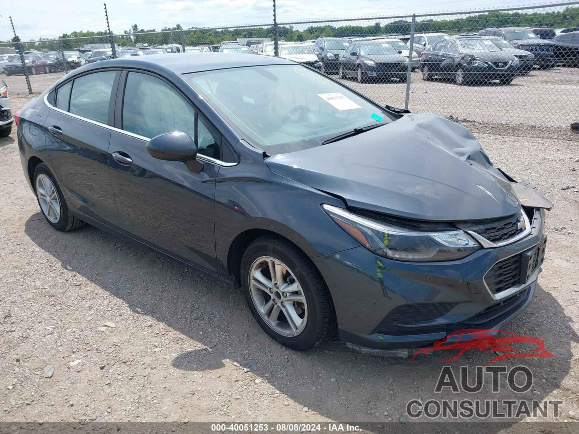 CHEVROLET CRUZE 2018 - 1G1BE5SM0J7111690