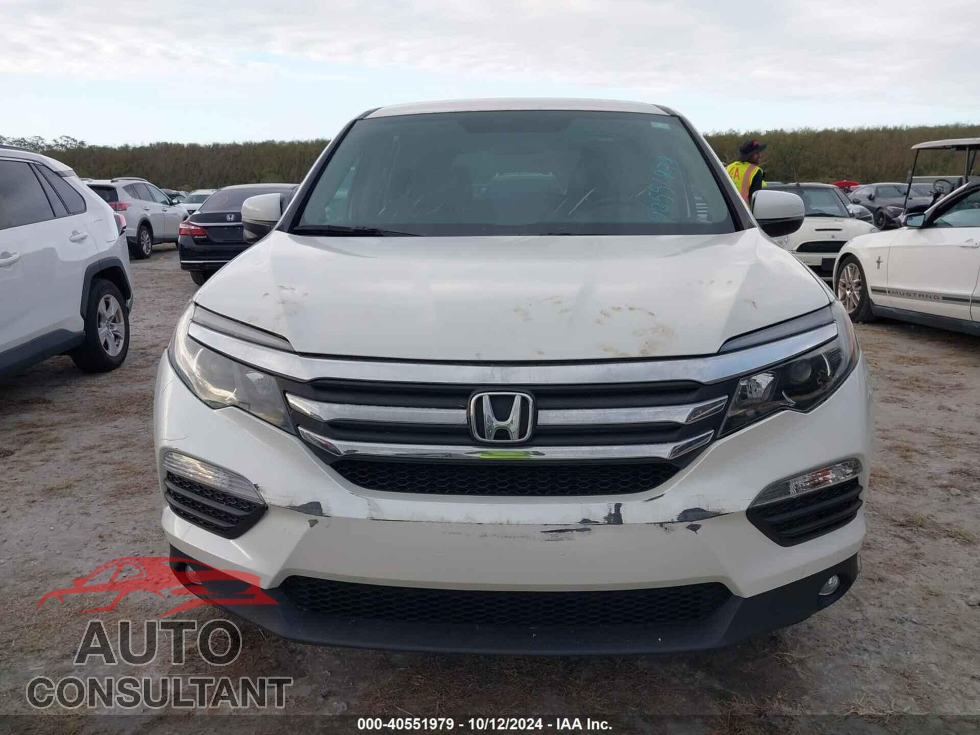HONDA PILOT 2017 - 5FNYF5H37HB027061