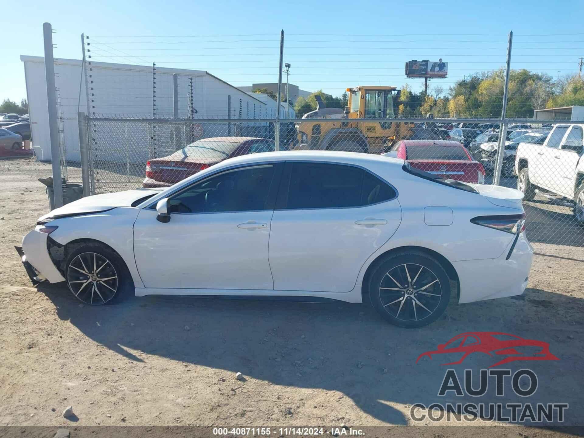 TOYOTA CAMRY 2022 - 4T1G11AK4NU662001