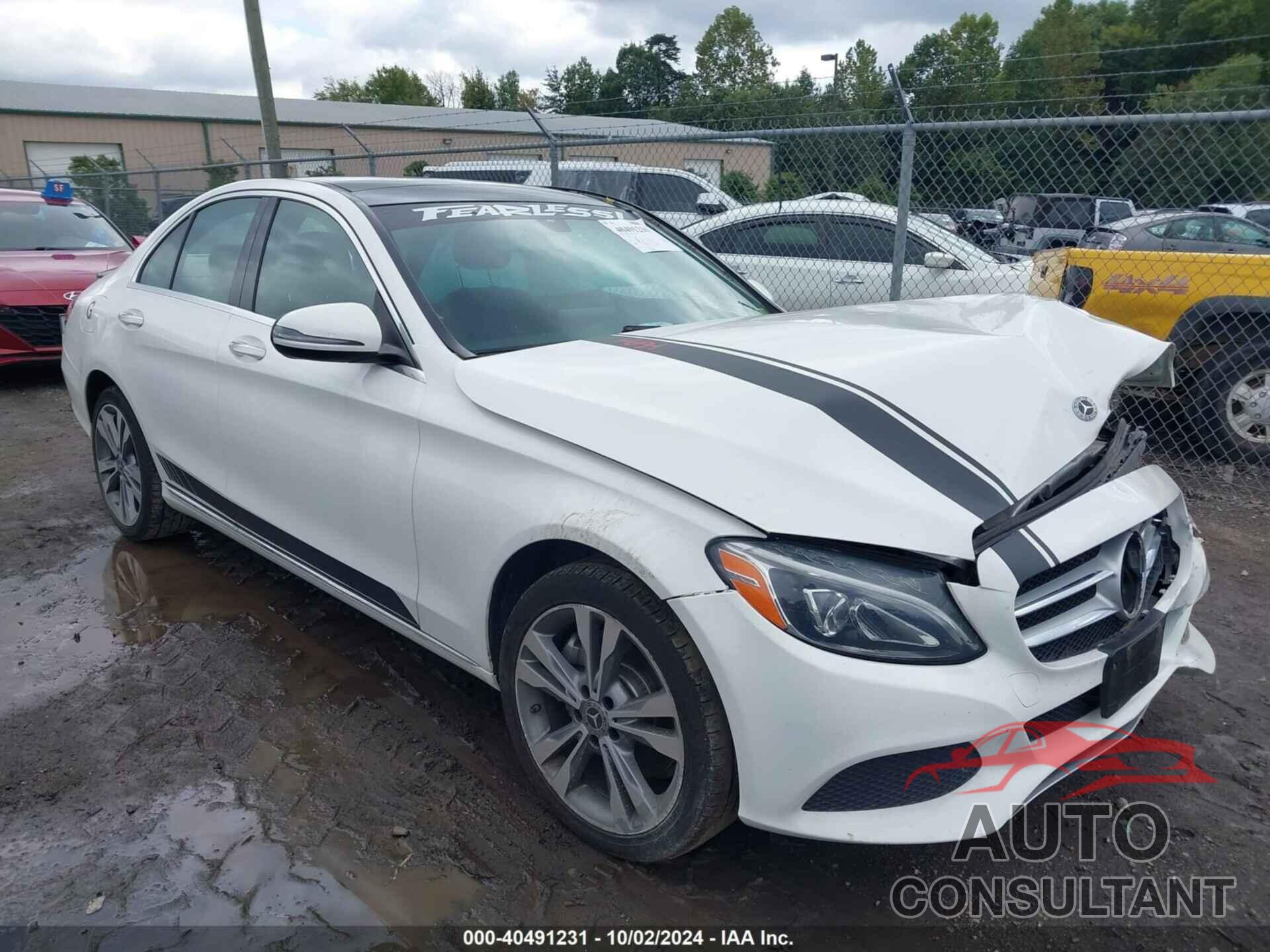 MERCEDES-BENZ C 300 2018 - 55SWF4KB0JU242173