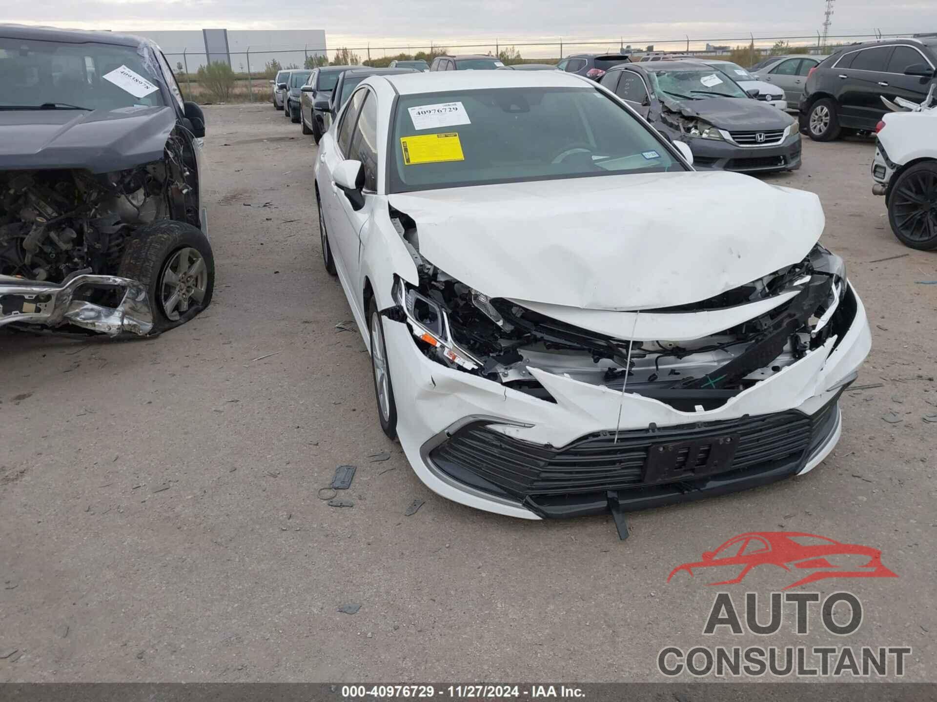 TOYOTA CAMRY 2023 - 4T1C11AK1PU117018