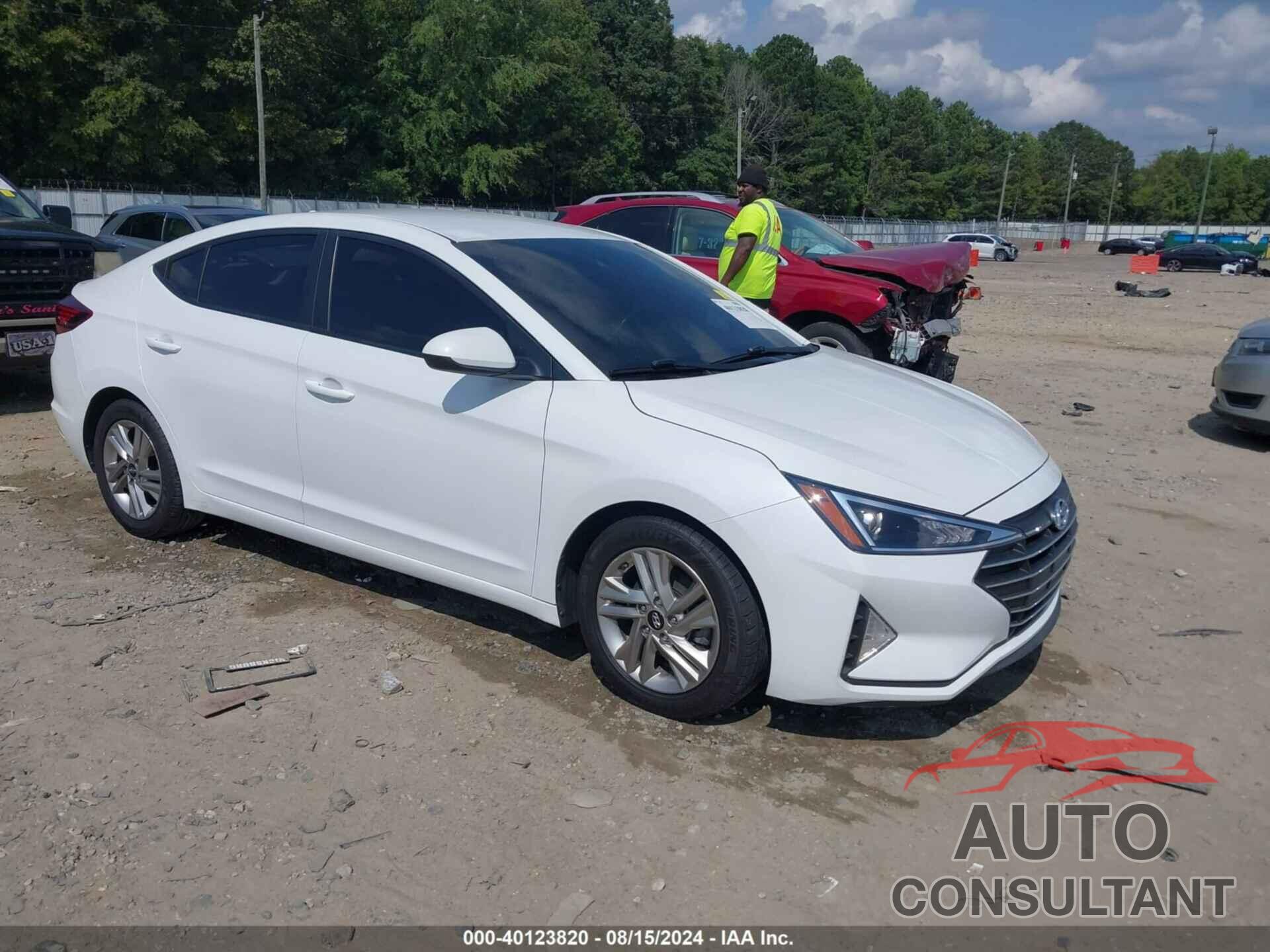 HYUNDAI ELANTRA 2020 - 5NPD84LF6LH504111