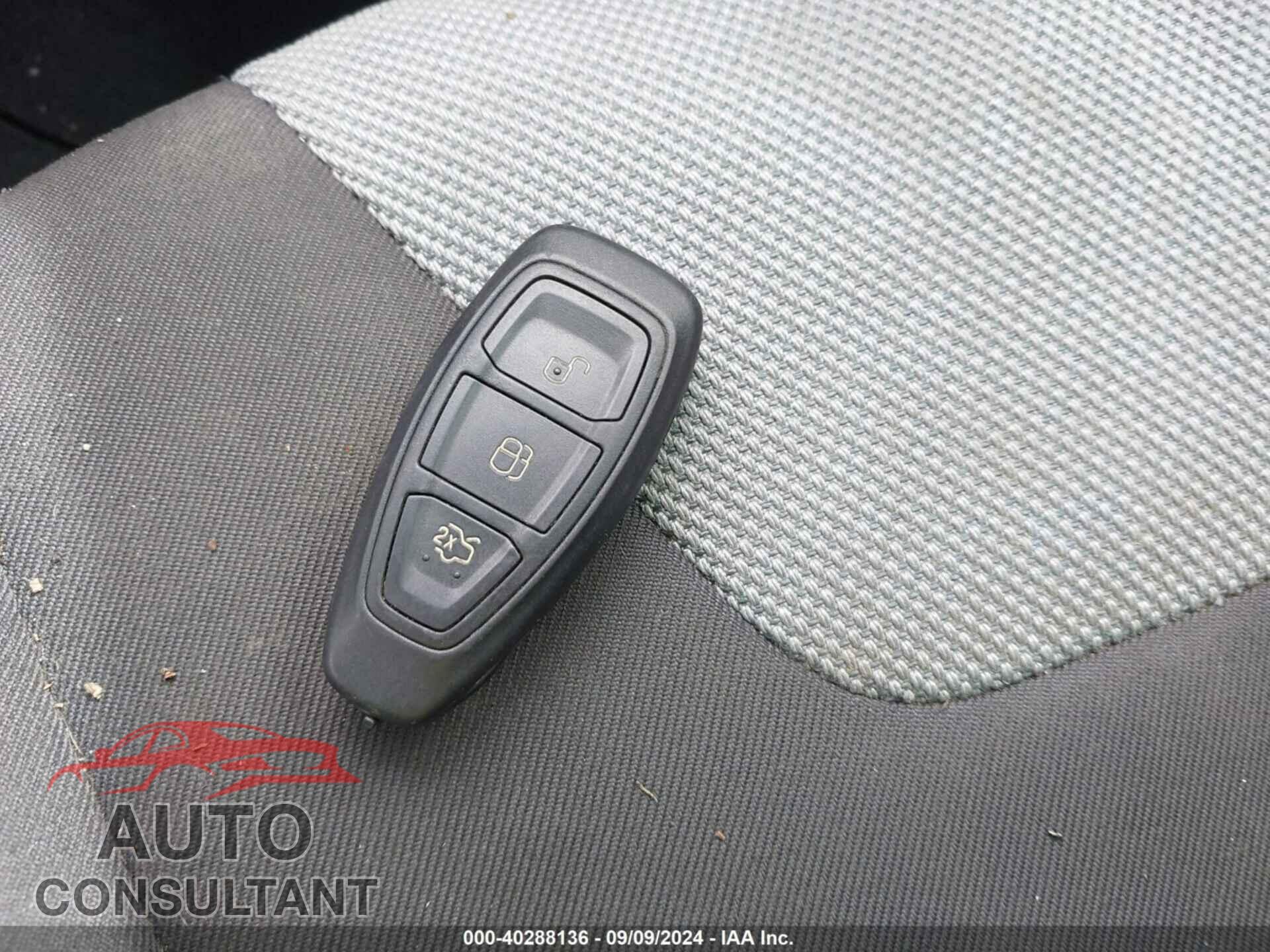 FORD FOCUS ST 2016 - 1FADP3L95GL377219