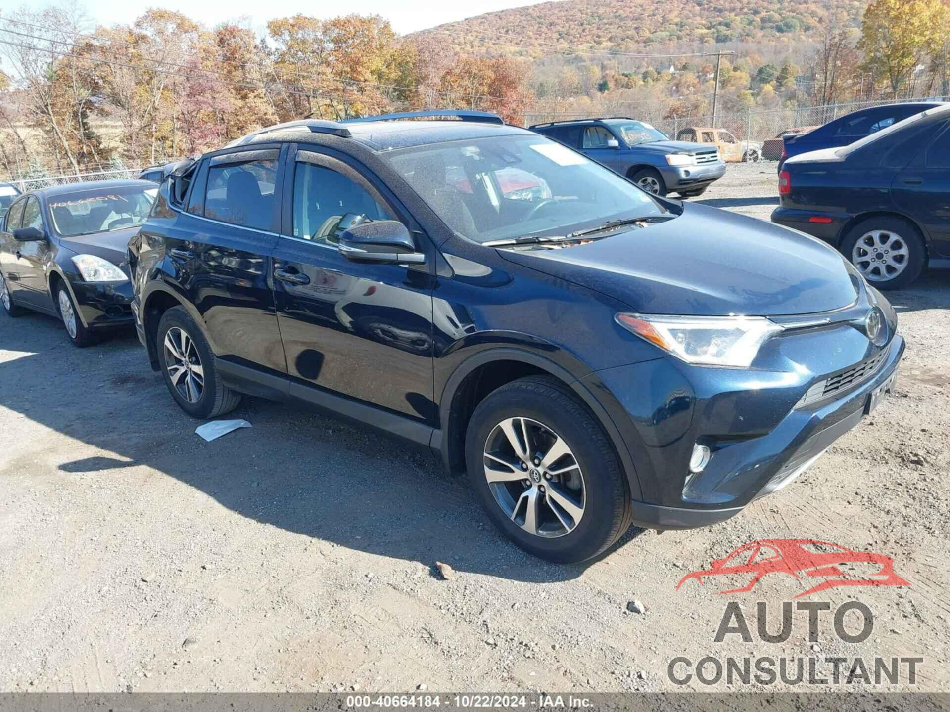 TOYOTA RAV4 2018 - JTMRFREV2JD254592