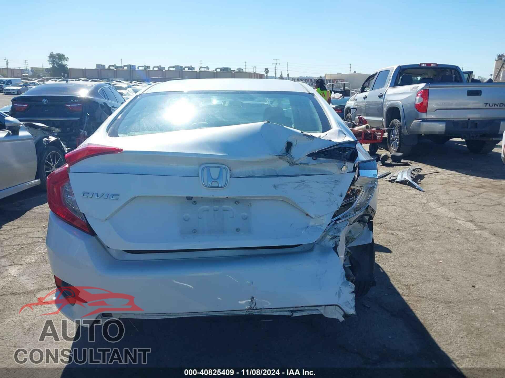 HONDA CIVIC 2019 - 2HGFC2F63KH539043