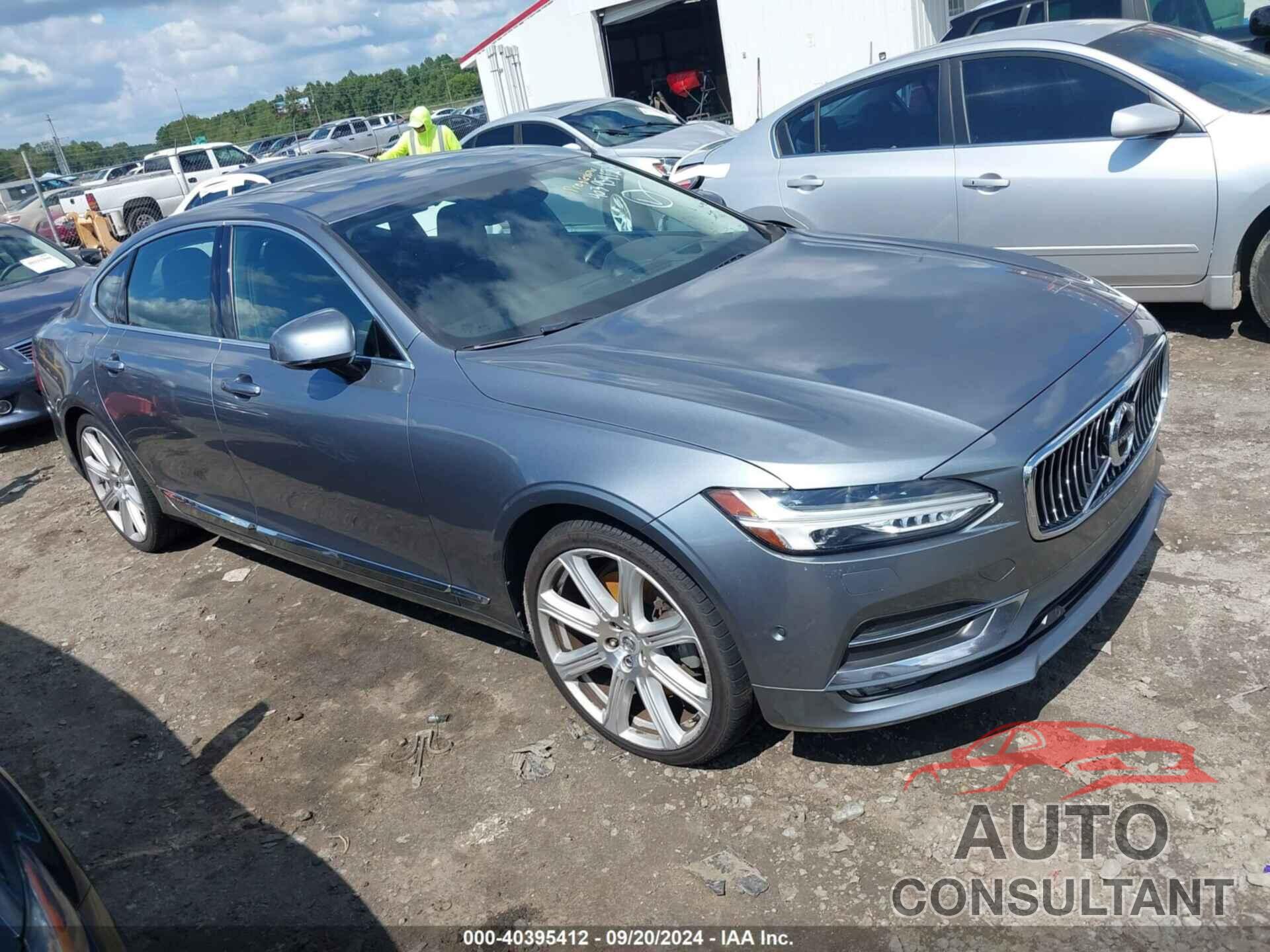 VOLVO S90 2018 - LVY992ML1JP018649