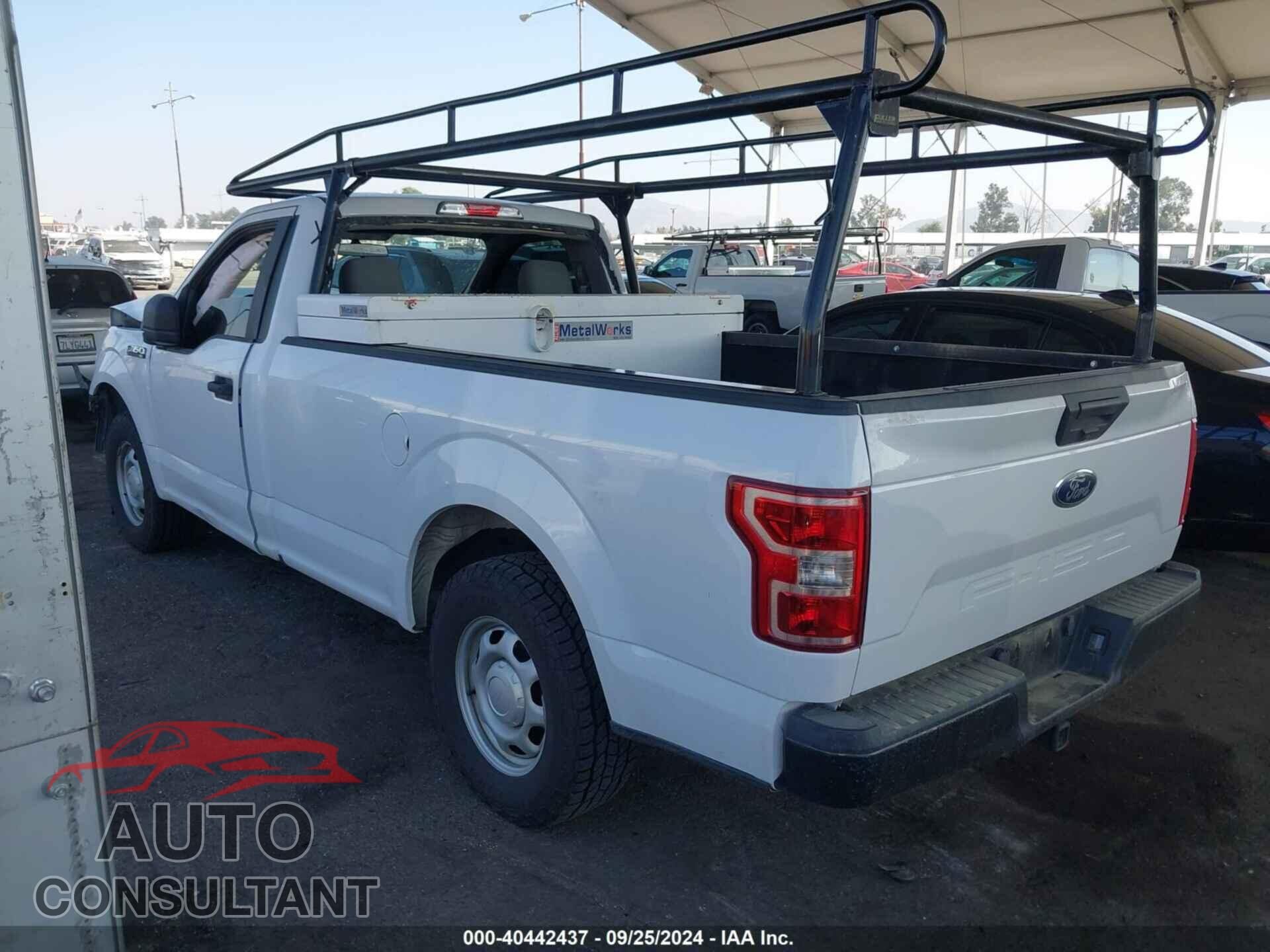 FORD F-150 2018 - 1FTMF1CB2JKC12245