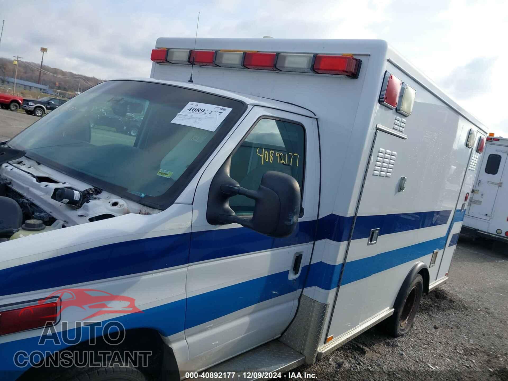 FORD E-350 CUTAWAY 2011 - 1FDWE3FSXBDA02075