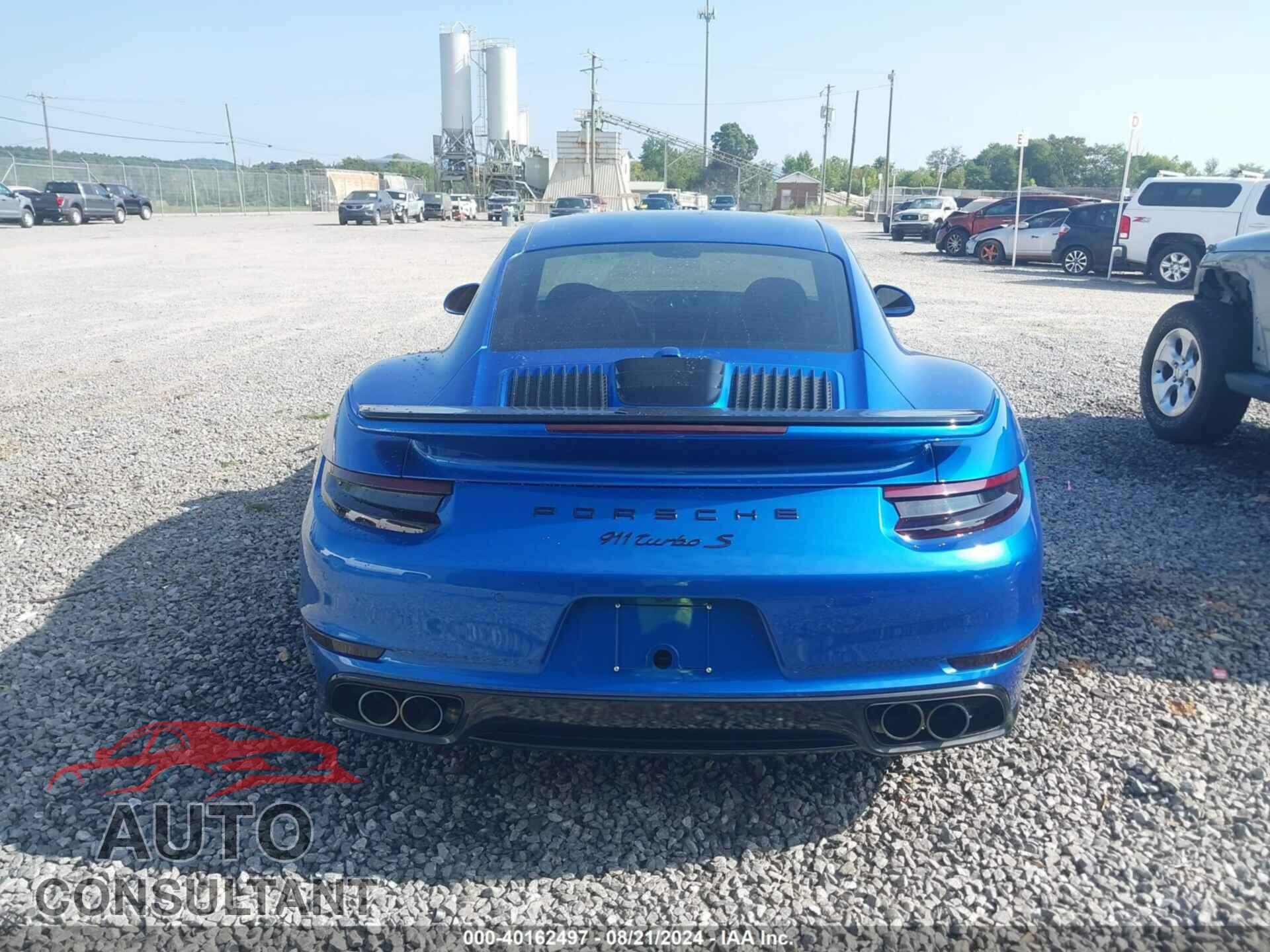 PORSCHE 911 2018 - WP0AD2A99JS156366