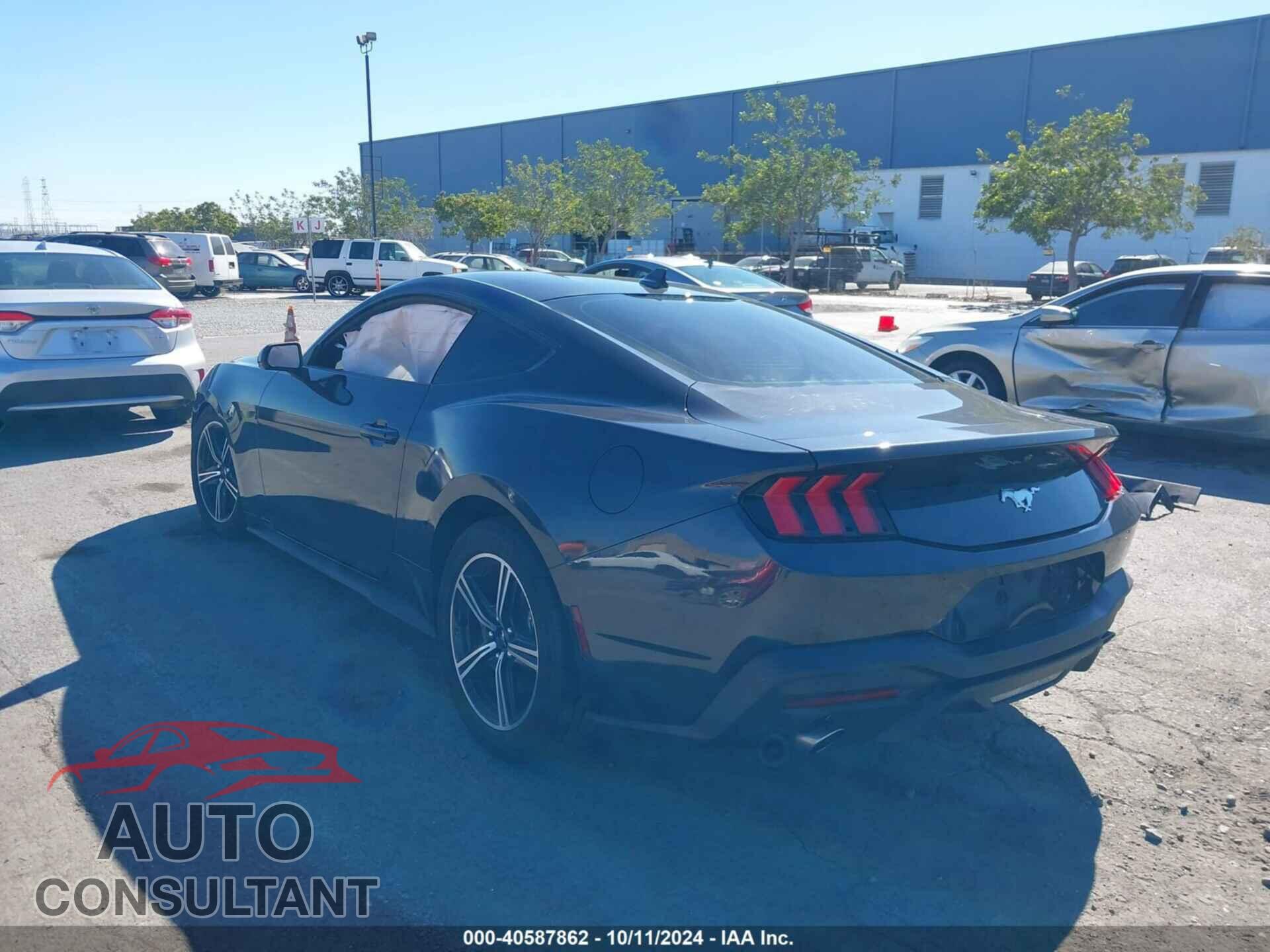 FORD MUSTANG 2024 - 1FA6P8TH4R5121903