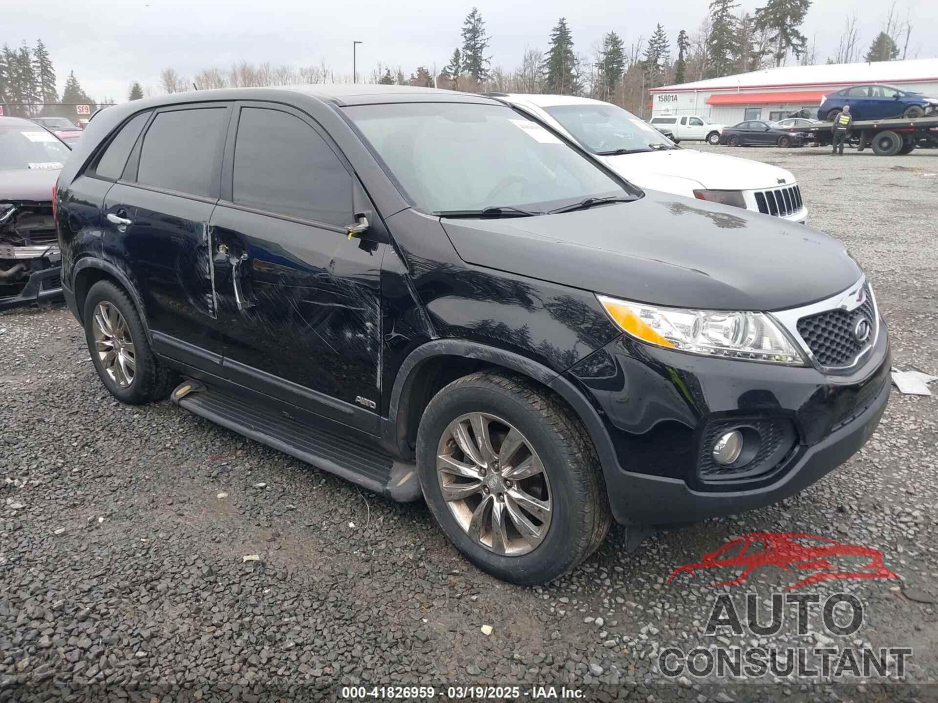 KIA SORENTO 2011 - 5XYKUDA2XBG020502