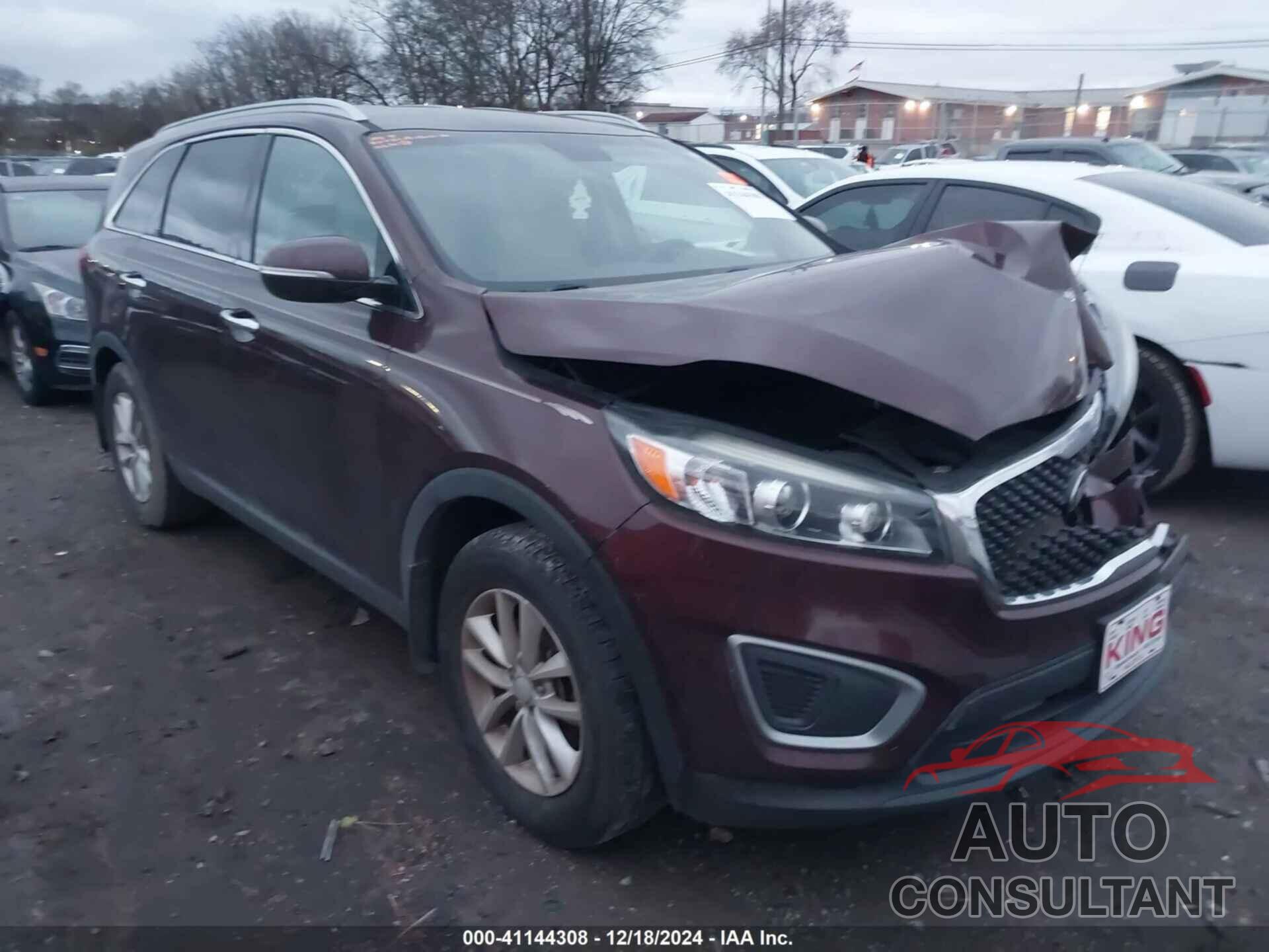 KIA SORENTO 2017 - 5XYPG4A35HG281499