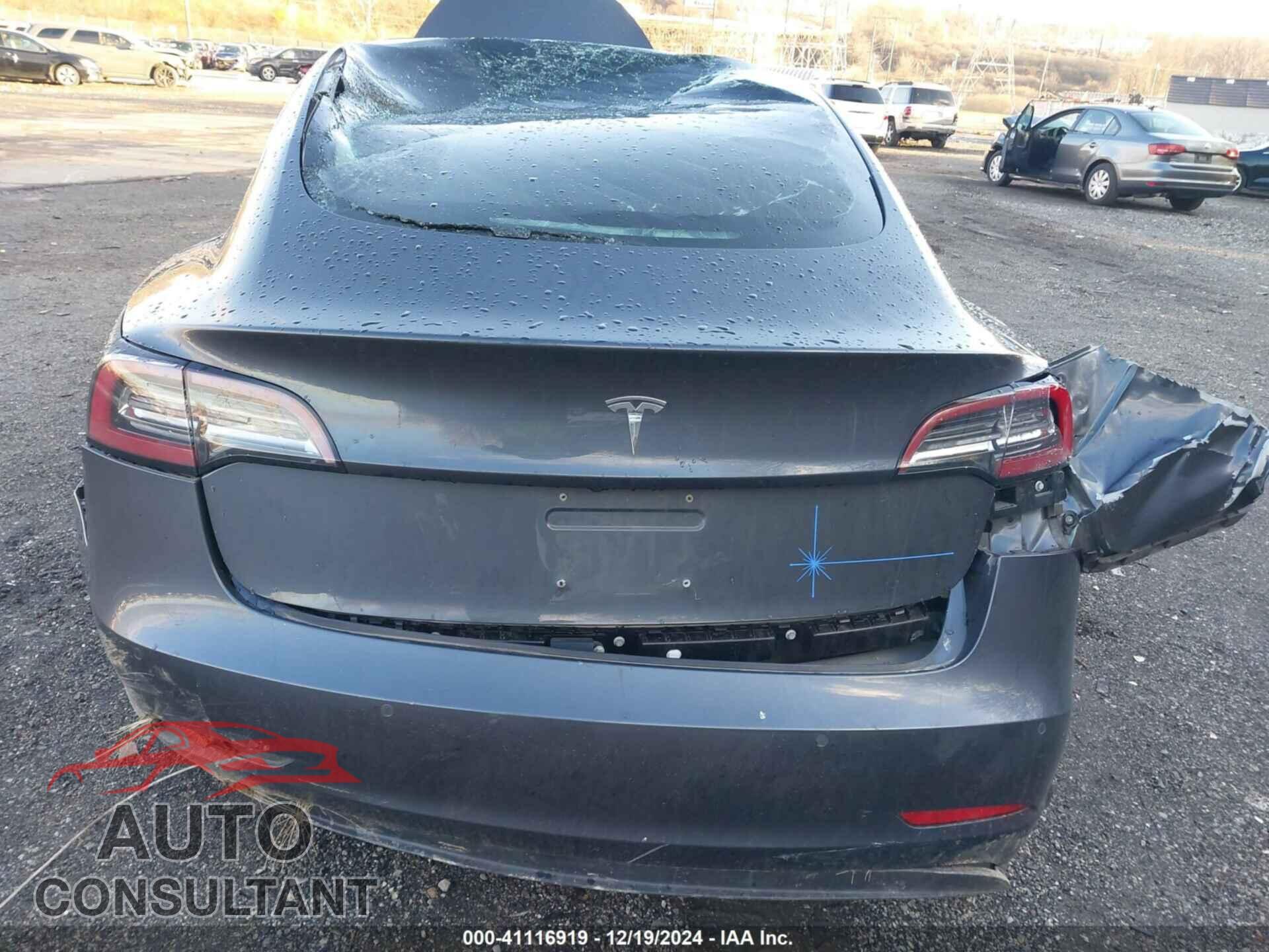 TESLA MODEL 3 2018 - 5YJ3E1EA2JF028231